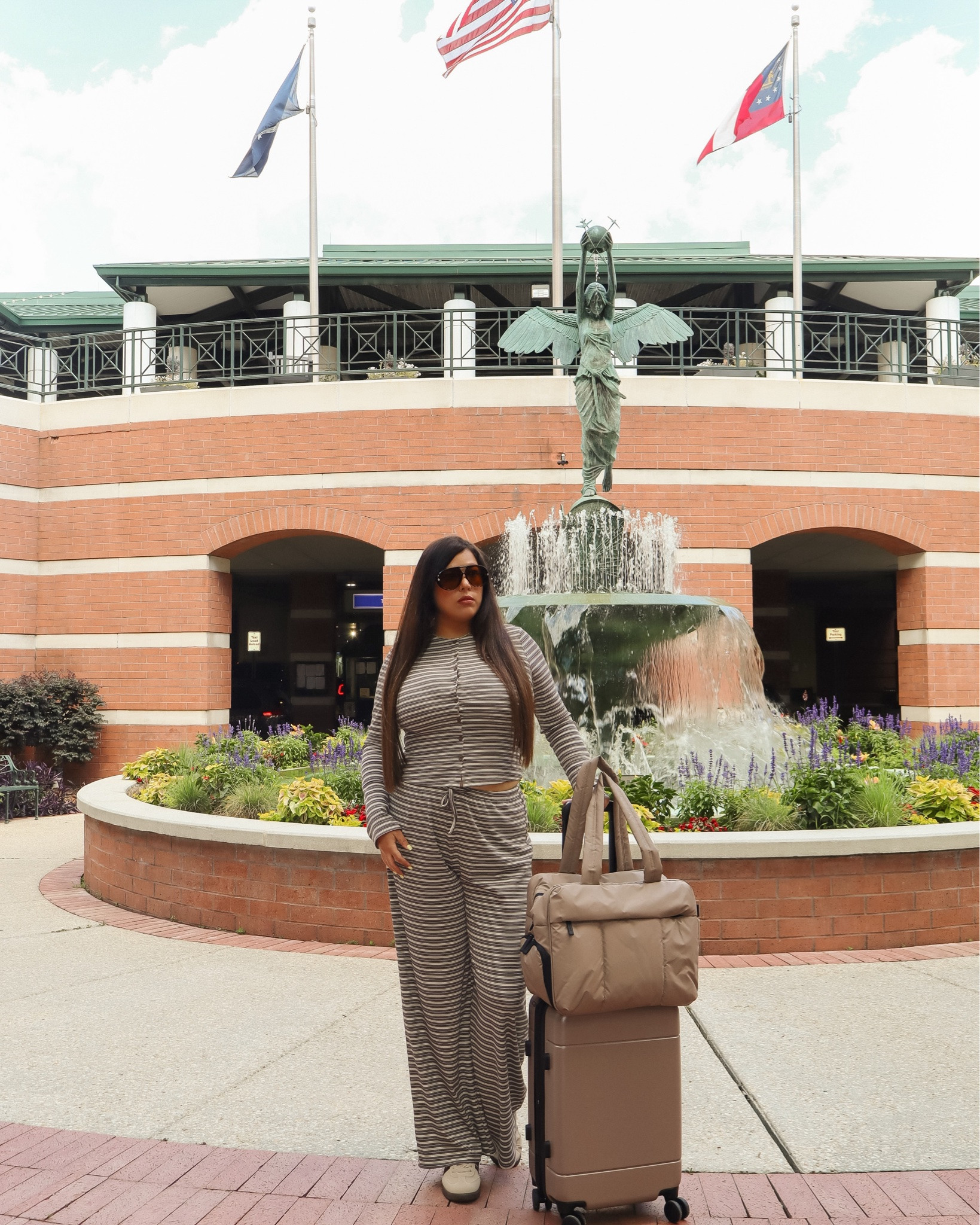 Carry-on energy. ✈️ 

Loving my CALPAK Luggage! 🧳  @calpak 

AD #calpak #calpaktravel