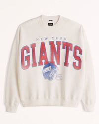 Men's Chicago Bears Graphic Crew Sweatshirt | Men's Tops | Abercrombie.com | Abercrombie & Fitch (US)