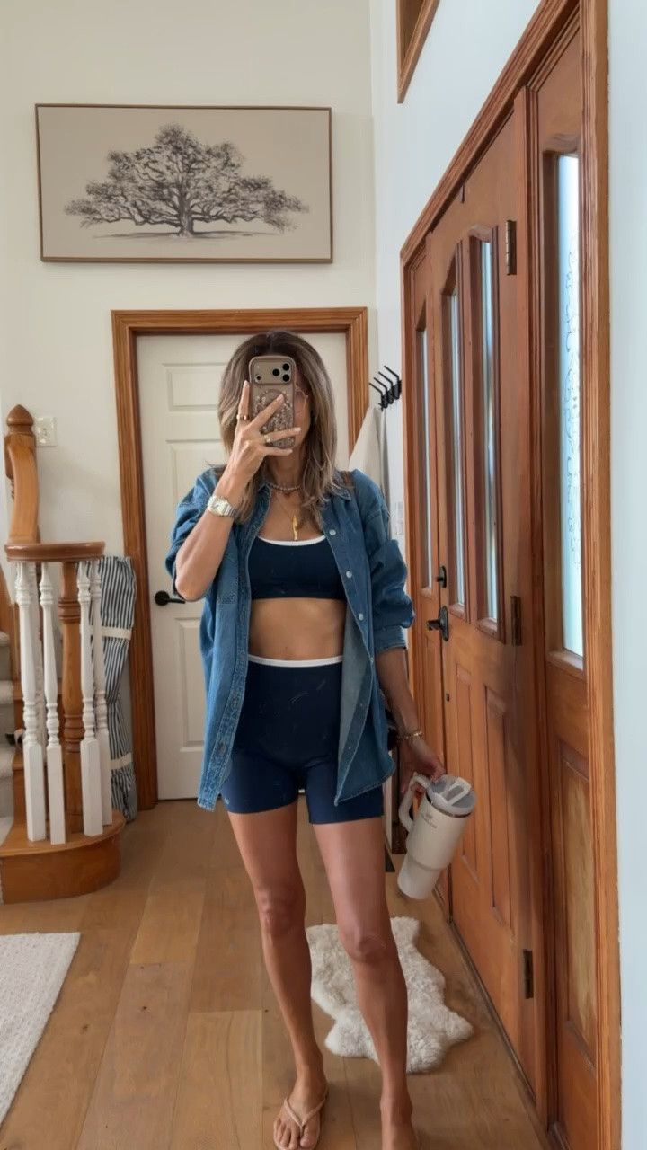 Outfit for my first workout back after my knee injury! Wearing xs on top and bottom!

#LTKmorningroutine #LTKOver40 #LTKActive

#LTKootd #LTKActive #LTKOver40