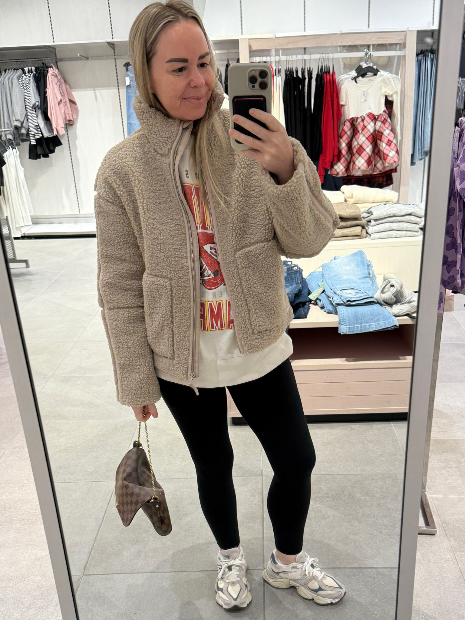 This adorable jacket is from…the kid’s section! Wearing a 16/18 and if fits like a women’s small/medium. 🧸

#LTKActive #LTKStyleTip