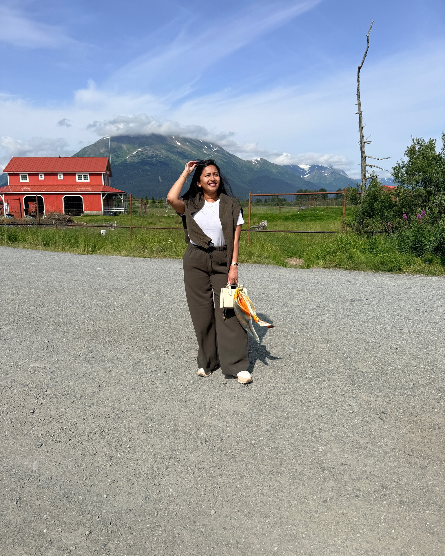 Alaska wildlife conservatory outfit 🏔️🐻🌲🦬

#LTKootd #LTKTravel #LTKdayinmylife