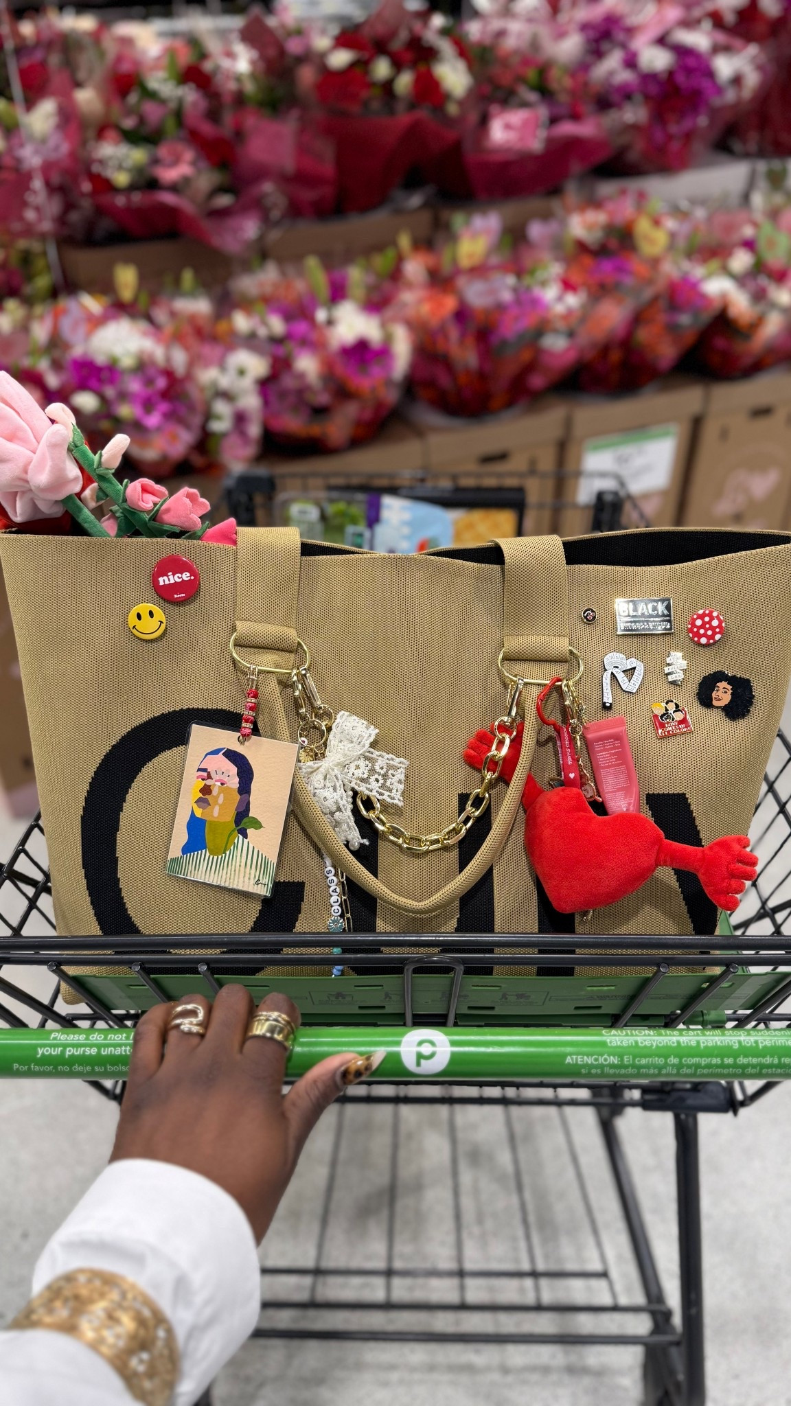 The perfect insert for large totes like this Curve tote. I bought the regular XL  