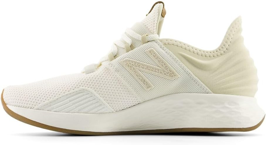 New Balance Women's Fresh Foam Roav Running Shoe | Amazon (US)