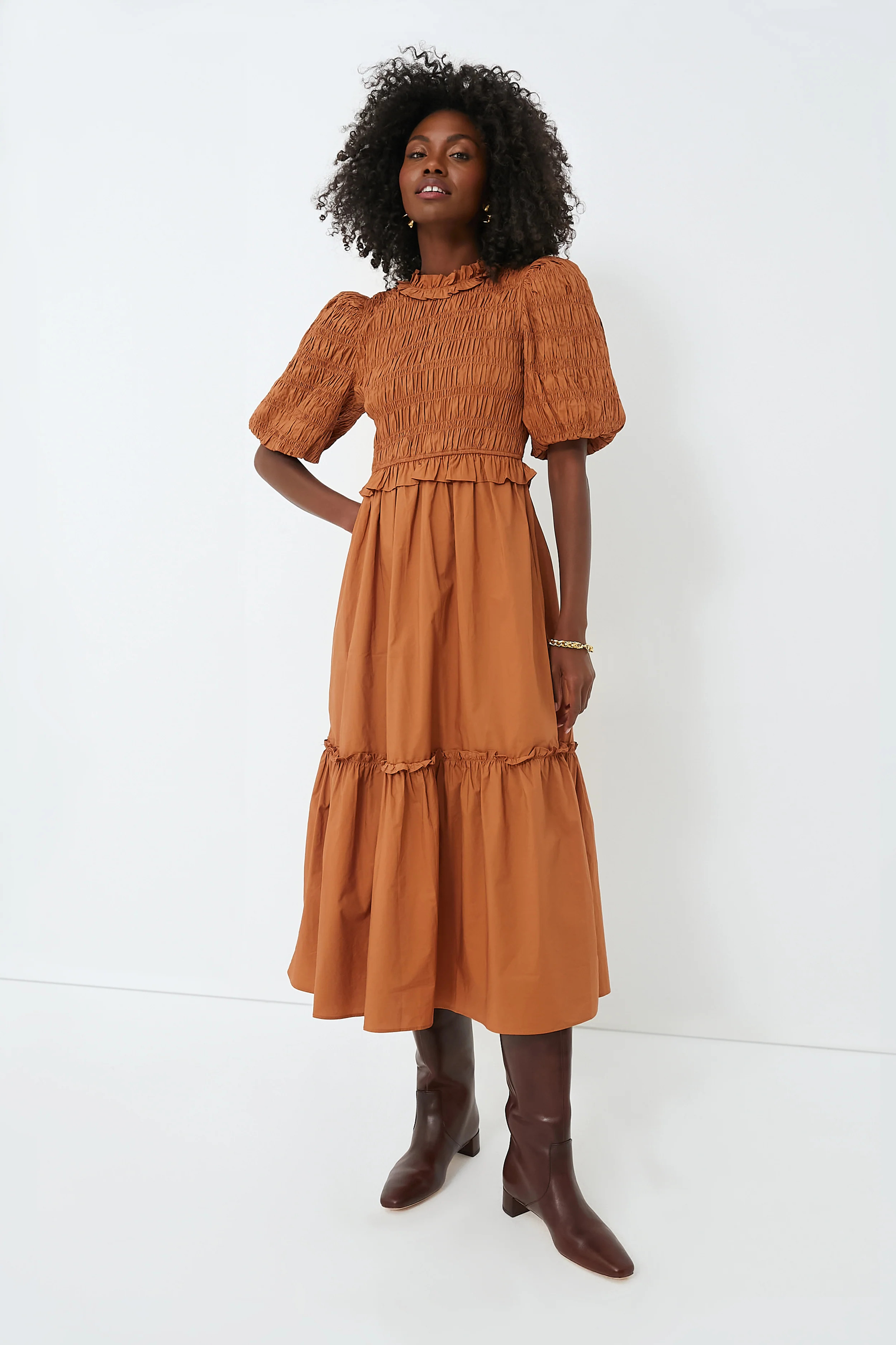 Exclusive Caramel Bubble Sleeve Smocked Midi Dress | Tuckernuck (US)