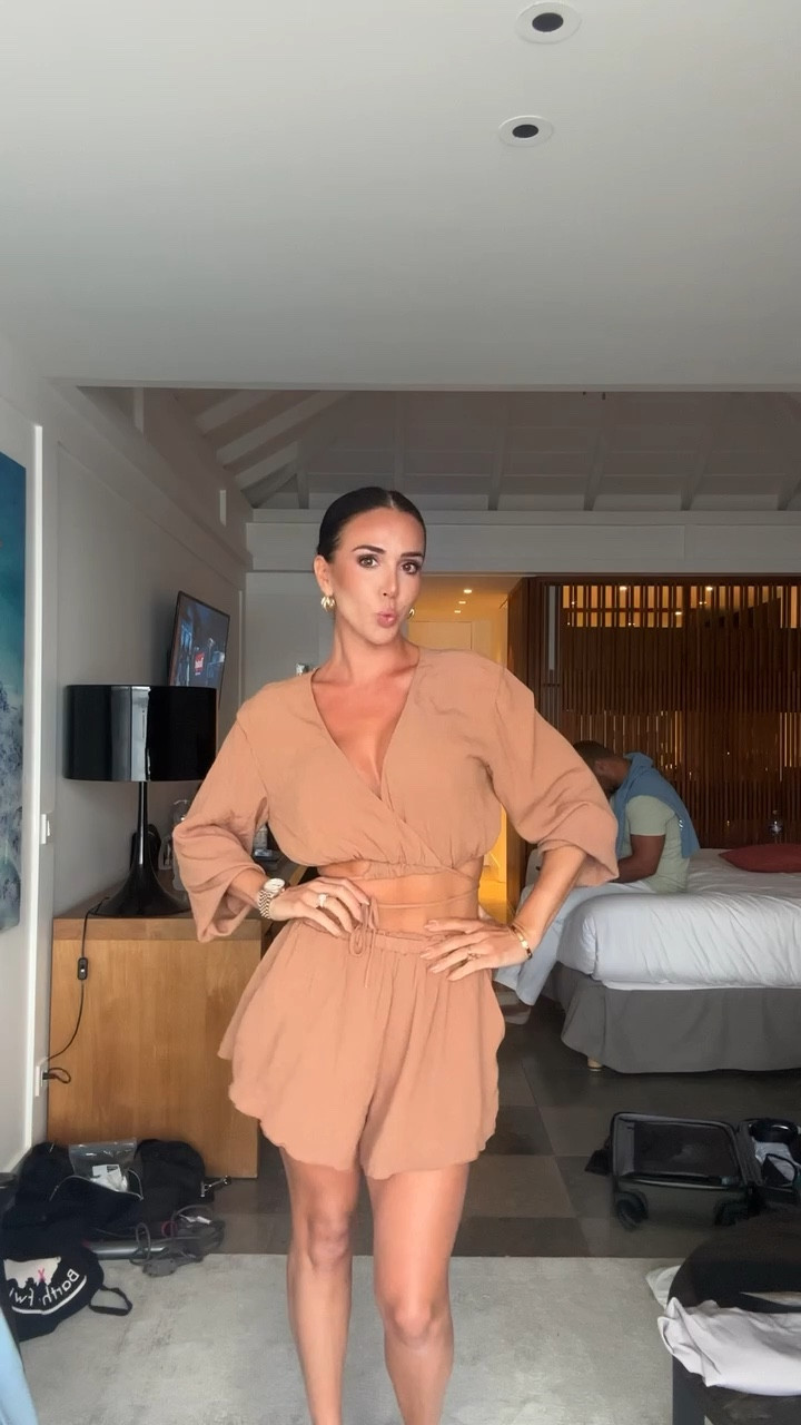 Wore this little matching set all the time during vacay! So cute & light for any activity, especially when it’s super hot out!! 🏝️✈️🥥🍹

#LTKstyletip #LTKtravel