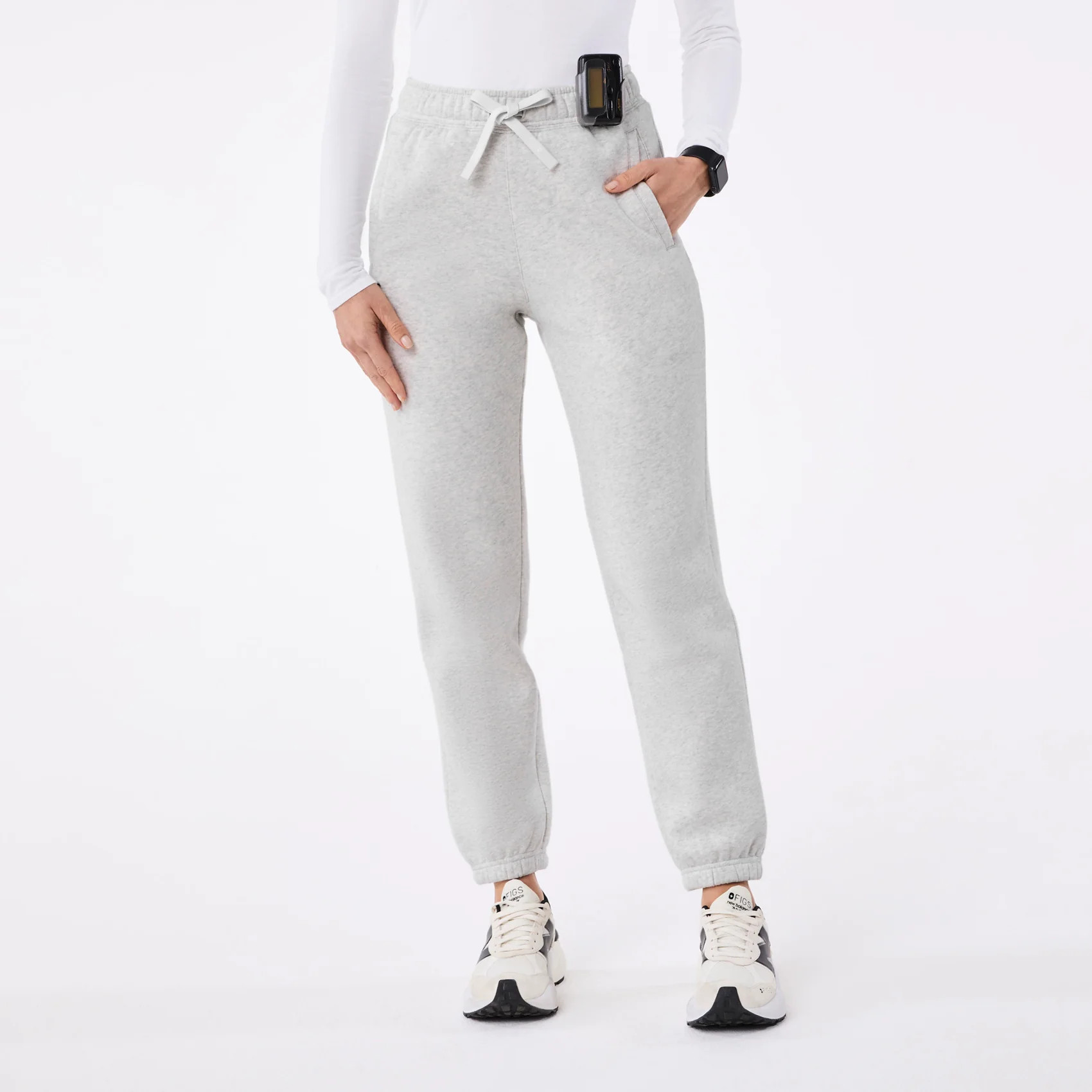 Off-Shift Relaxed Jogger Sweatpants™ | FIGS