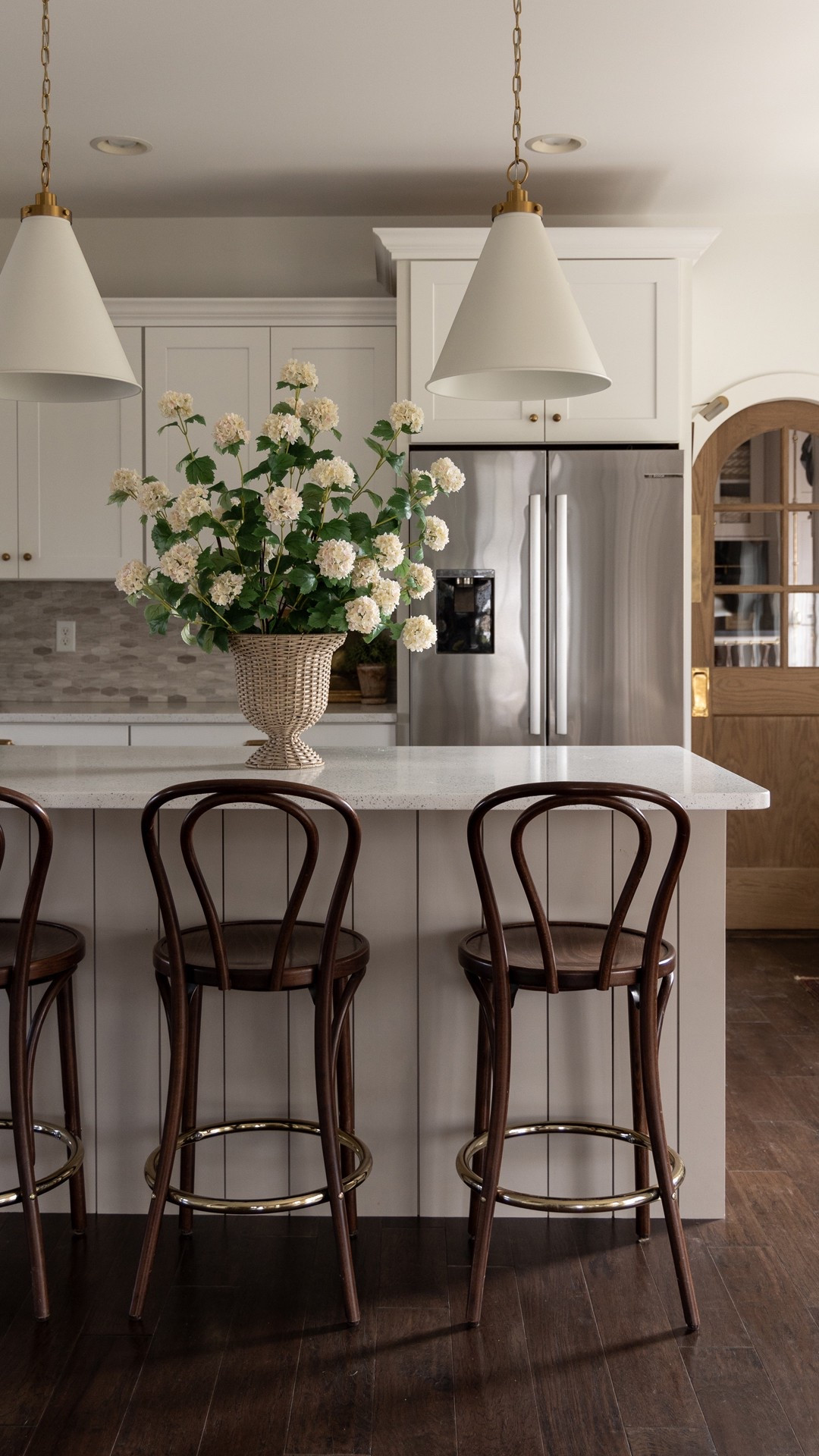 No joking around here— just the best spring stems ever 😍

#LTKFindsUnder100 #LTKFindsUnder50 #LTKHome