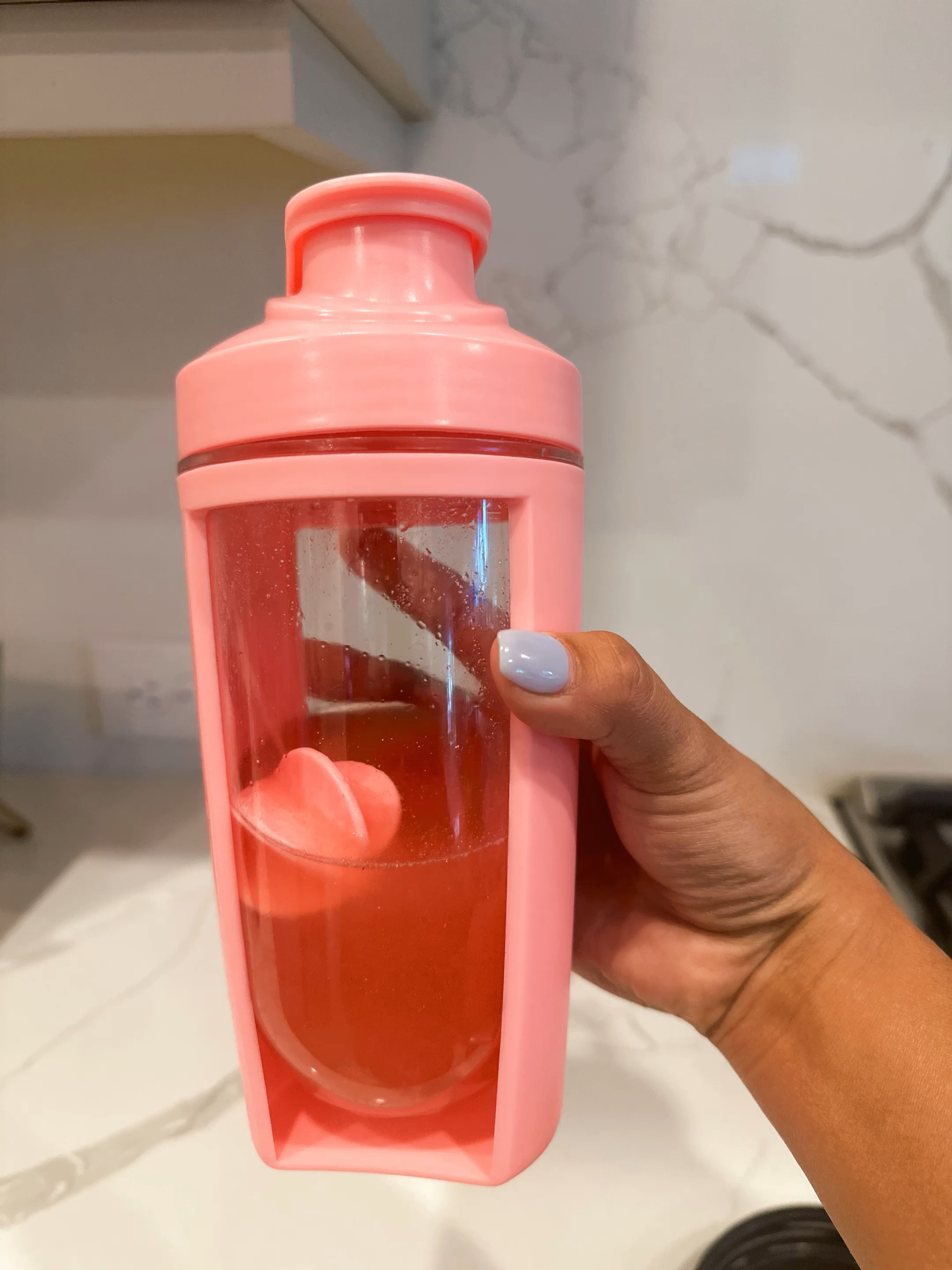 Shaker bottle | blender bottle | gym accessories | gym rat | protein bottle | pre workout  | post workout 