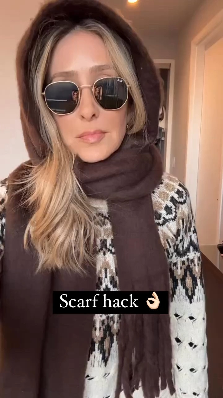 Scarf hack to keep my ears nice and warm 👌🏻
Winter outfit 
Snow outfit 

#LTKootd #LTKTravel #LTKU