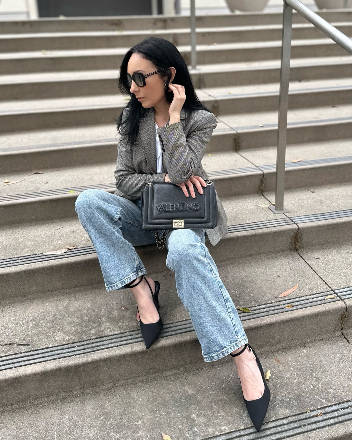 Ootd 🖤

#LTKVideo #LTKworkwear #LTKSeasonal