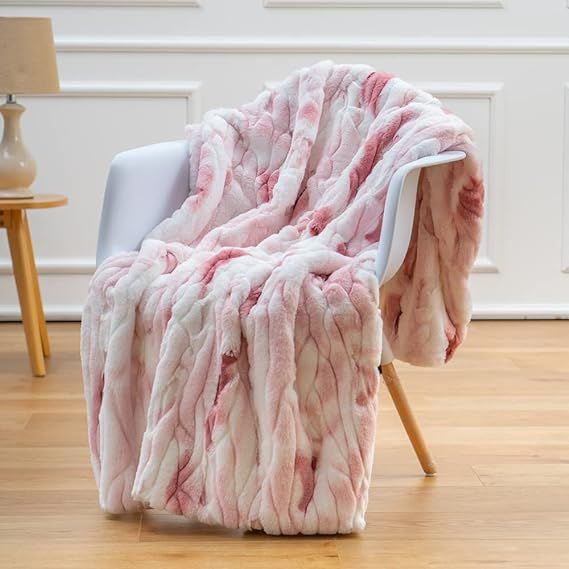 Super Soft Faux Fur Throw Blanket- Royal Luxury Cozy Plush Rose Pink Color Blanket use for Couch ... | Amazon (US)