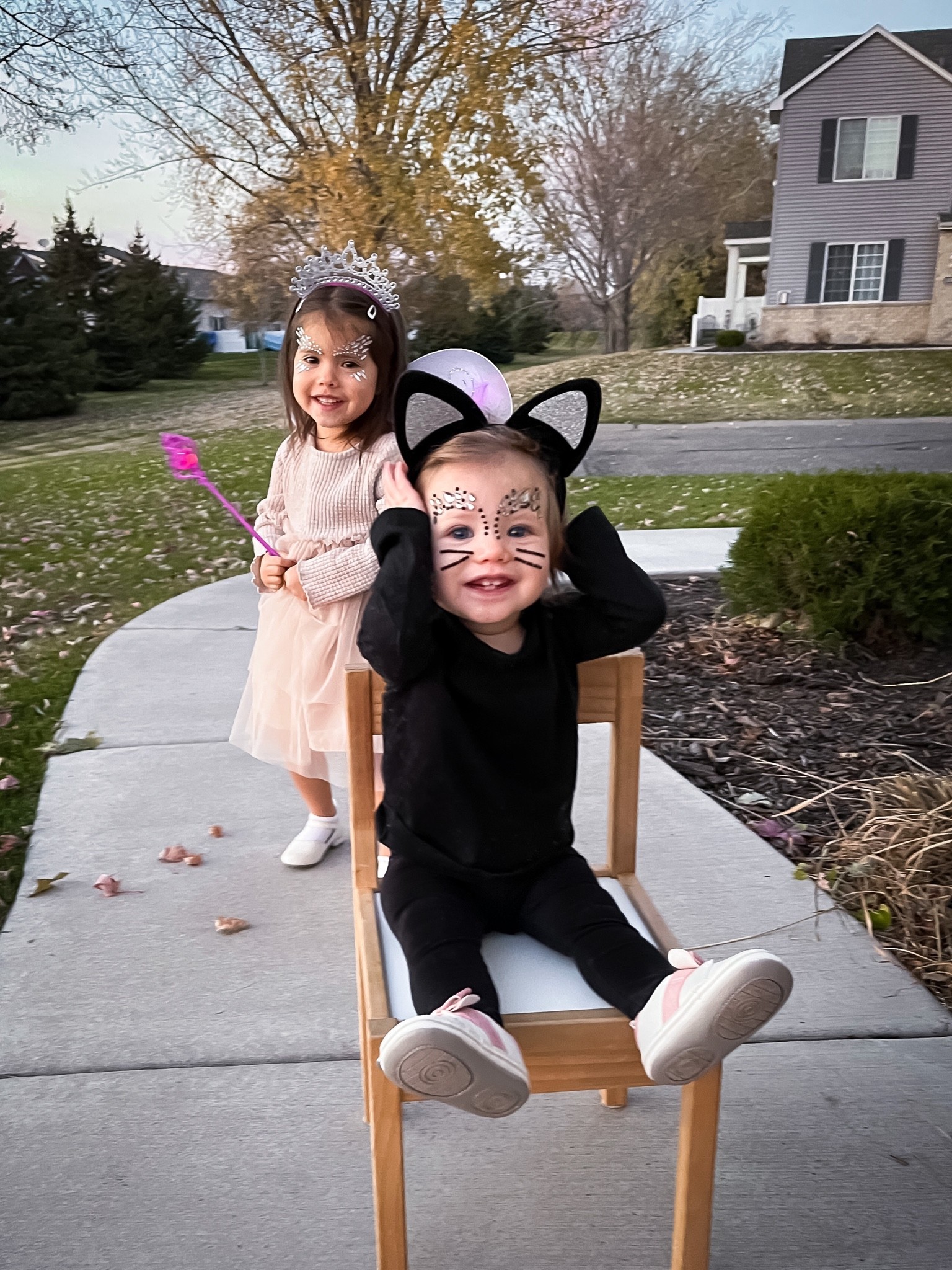 Last minute Halloween costumes for girls 

#LTKHalloween #LTKfamily #LTKkids