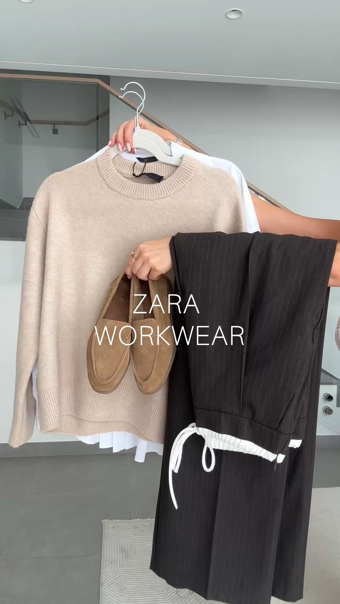 Zara workwear outfit

Tailored trousers | suede shoes | work outfits 

#LTKshoes #LTKuk #LTKworkwear