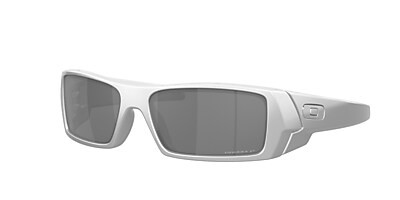 Oakley | Sunglass Hut EU