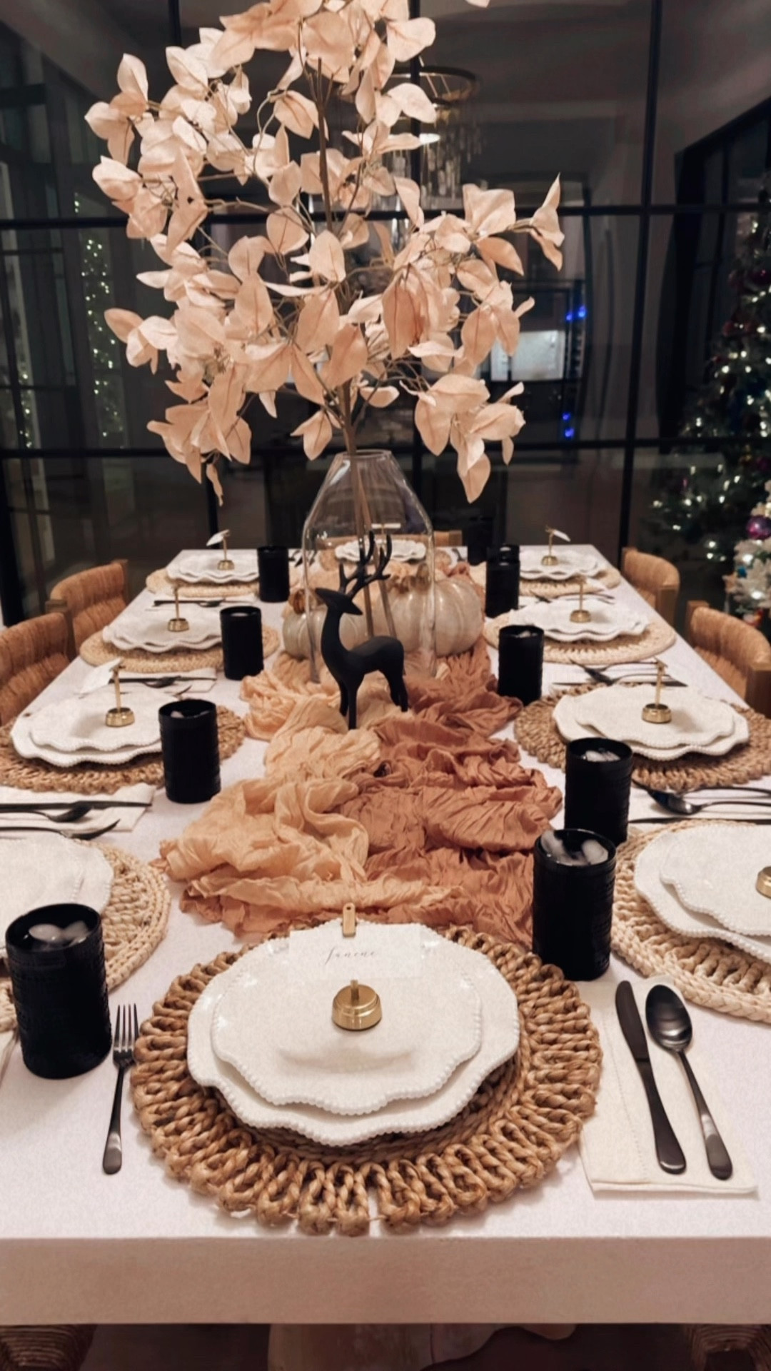 Tablescape 😍

#LTKSaleAlert #LTKHoliday #LTKHome
