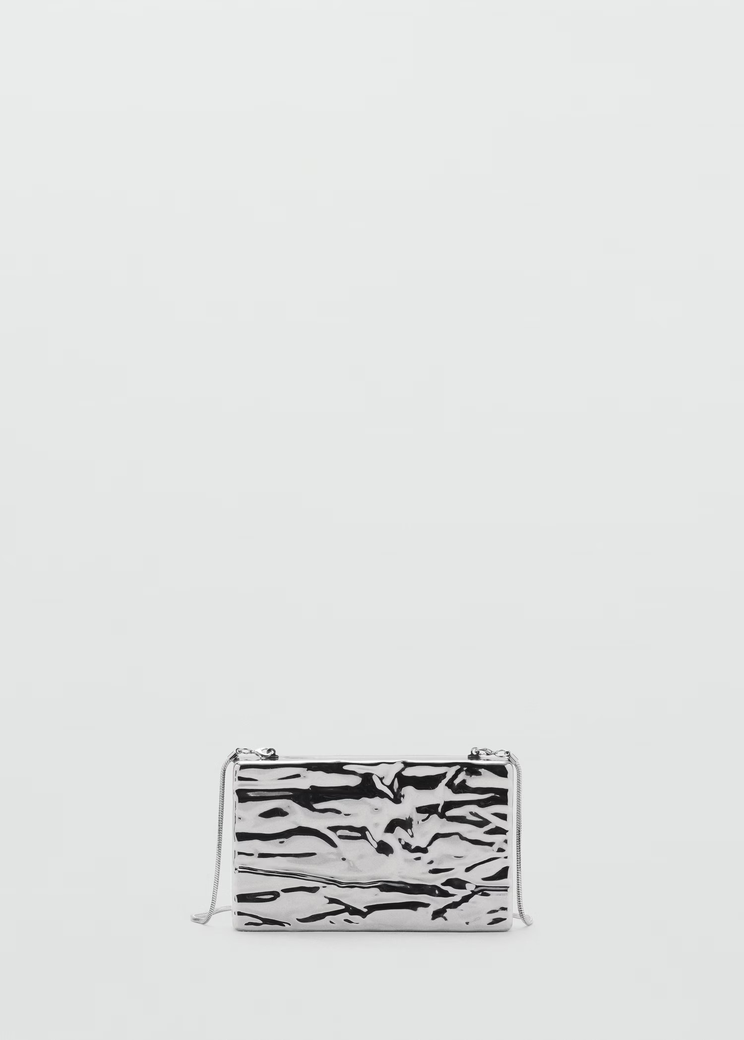 Textured clutch bag | Mango Canada