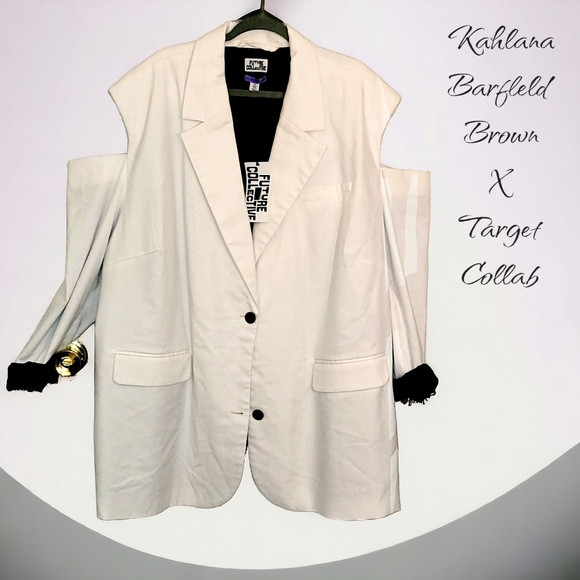 Oversized blazer with cutouts nwt 4x Kahlana Barfield Brown x Target | Poshmark