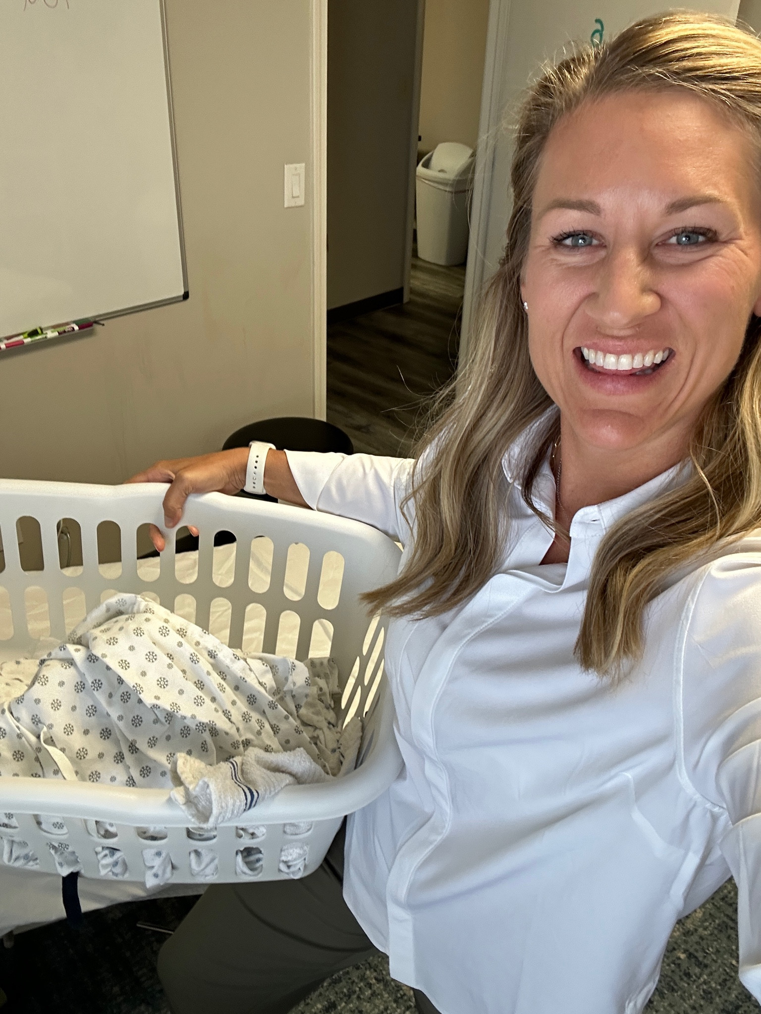 At the office feeling comfy (yes this shirt is so stretchy and comfortable -not starch like old button ups can be)

My endless pants are my favorite this fall with the elastic waist band and great to go causal to dressy 

@Athleta:
I’m 5’9” and wear a size 6 in the pants and medium in the top
#athleta

#LTKTravel #LTKActive #LTKWorkwear