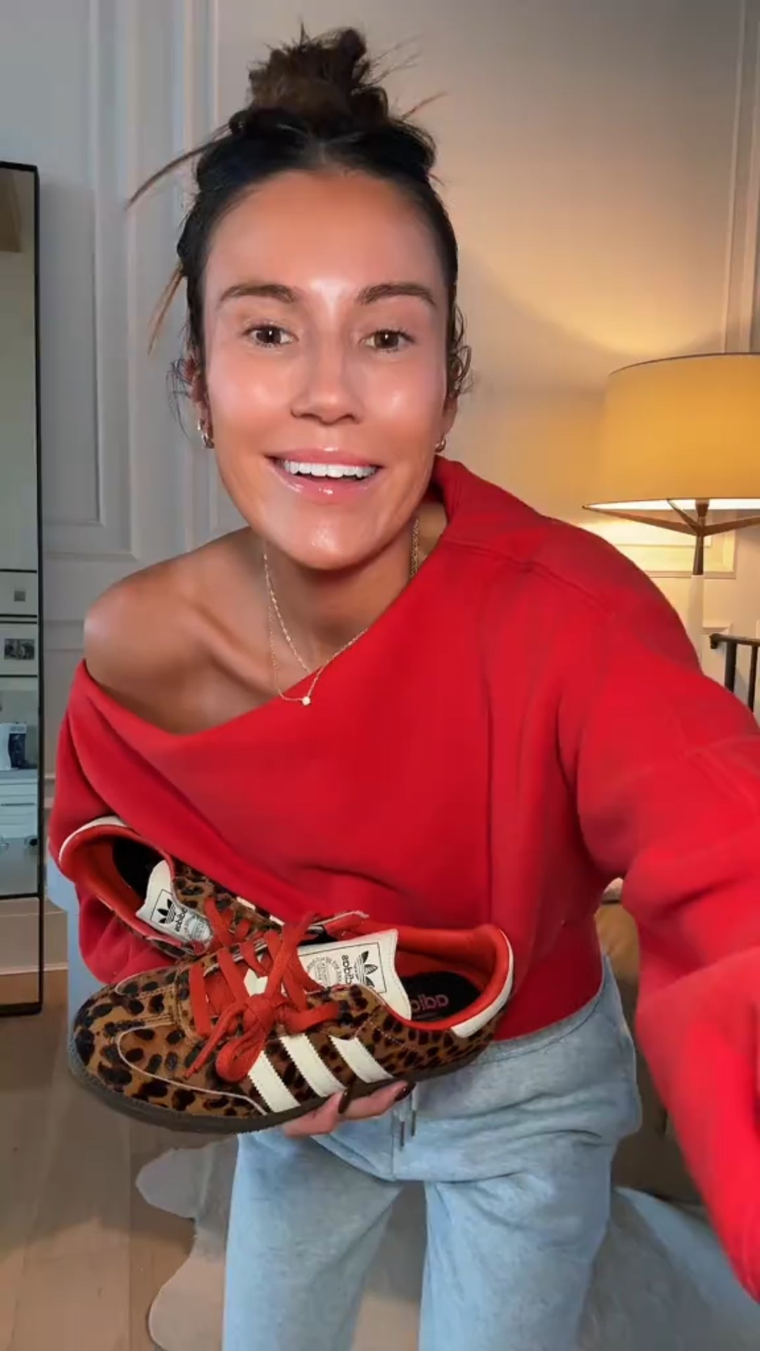 My Abercrombie sweats outfit is on major sale starting today! So obsessed with this new red color!! ❤️ use code: AFFLEECE for extra 15% off sale price!

Wearing size small in sweatshirt  & sweatpants and XS in cami

Abercrombie sale, fall outfit, fall fashion, red sweatshirt, holiday sweatshirt, adidas, leopard adidas 

#LTKSaleAlert #LTKSeasonal #LTKStyleTip