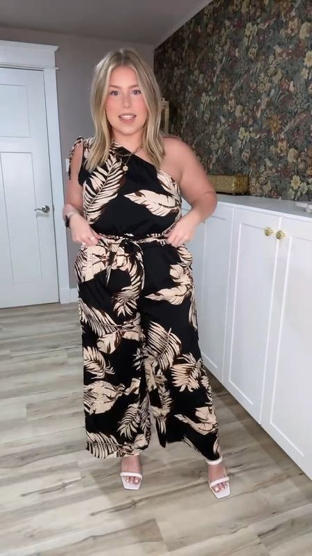 Amazon midsize summer date night outfit 🍷

Mom fashion / women’s jumpsuit / womens fashion / date night look / one piece outfit / girls night out / summer styles / summer jumpsuit / beach vacation dinner / affordable fashion / mom outfits for summer 

#LTKFindsUnder50 #LTKMidsize #LTKStyleTip