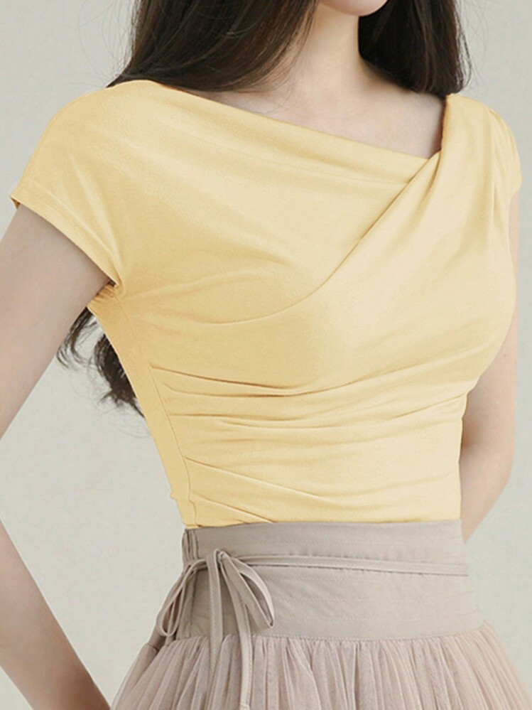 DAZY Ladies' Summer Solid Color Asymmetrical Neck Ruched Slim Fit Short-Sleeved T-Shirt | SHEIN