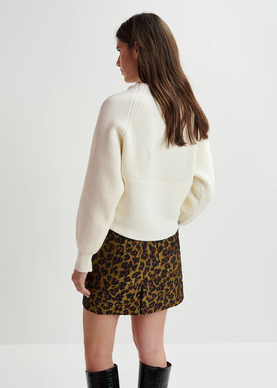 Off-white crossover knit sweater | Essentiel Antwerp United States | Essentiel Antwerp