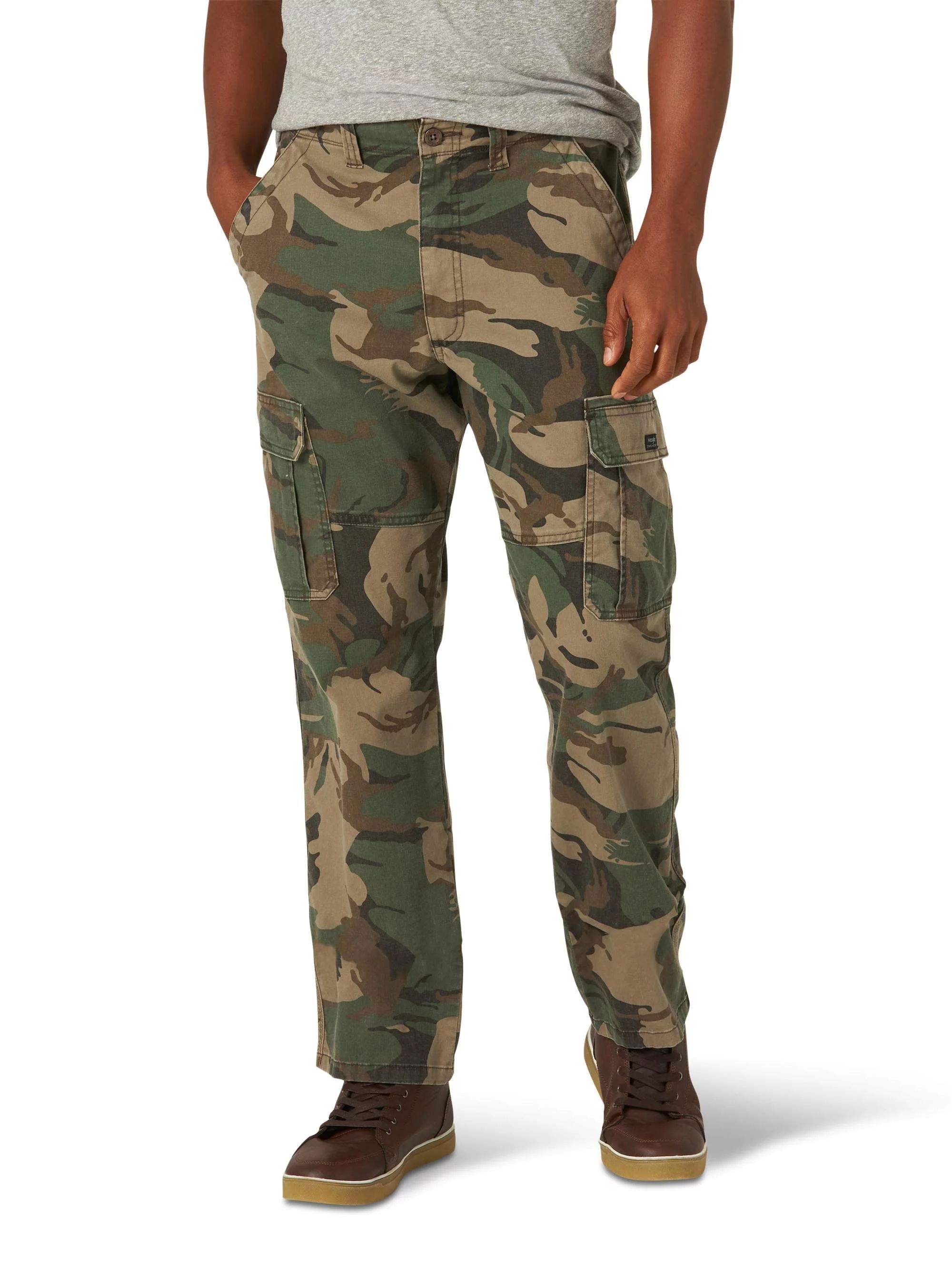 Wrangler Men's and Big Men's Relaxed Fit Cargo Pants With Stretch - Walmart.com | Walmart (US)