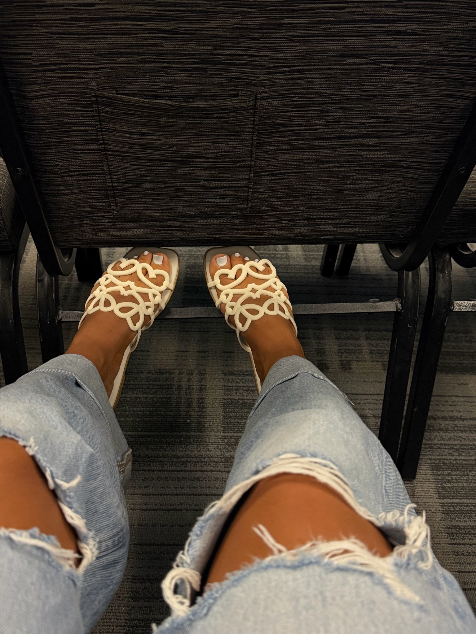 Cutie sandals from Amazon!!! Could pass for designer 


Amazon finds 
Amazon fashion 
Summer shoes 
Summer fashion 
Mom outfit 
Everyday style 
Casual chic

#LTKmomlife #LTKSaleAlert #LTKootd