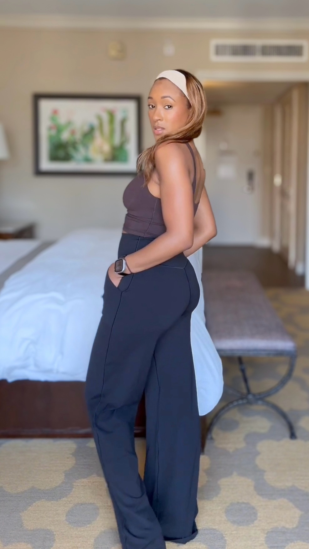 Wide leg, high waisted, trouser fit...but make it super soft and comfy athleisure material. YES PLEASE! 💕 Grabbed another pair of these last night with the LTKxAerie Exclusive In-App Sale (⏳Today’s the last day…you still have time!)

#LTKxAerie #LTKSaleAlert #LTKActive