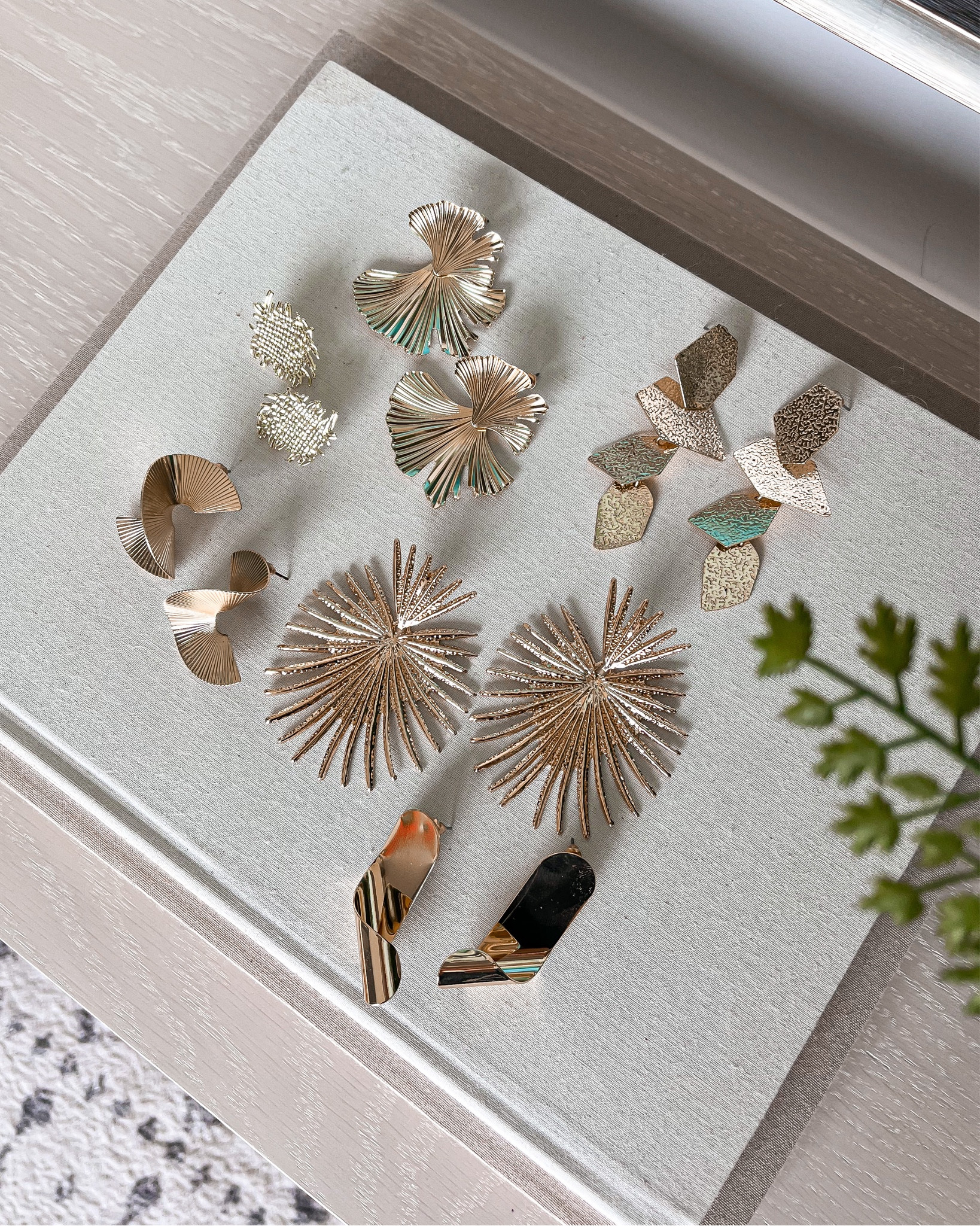 Amazon earrings ✨ Pack for 6 for $15

Gold earrings, Amazon jewelry, statement earrings

#LTKSeasonal #LTKFind #LTKstyletip