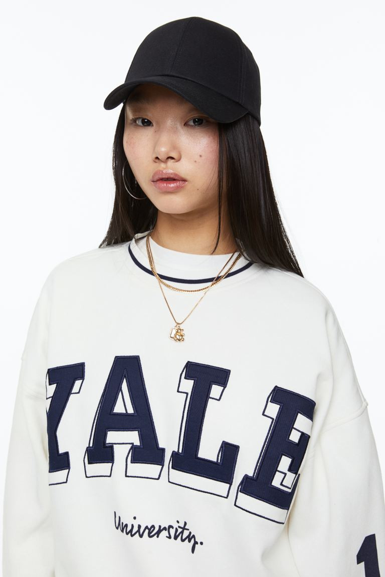Oversized Printed Sweatshirt | H&M (US + CA)