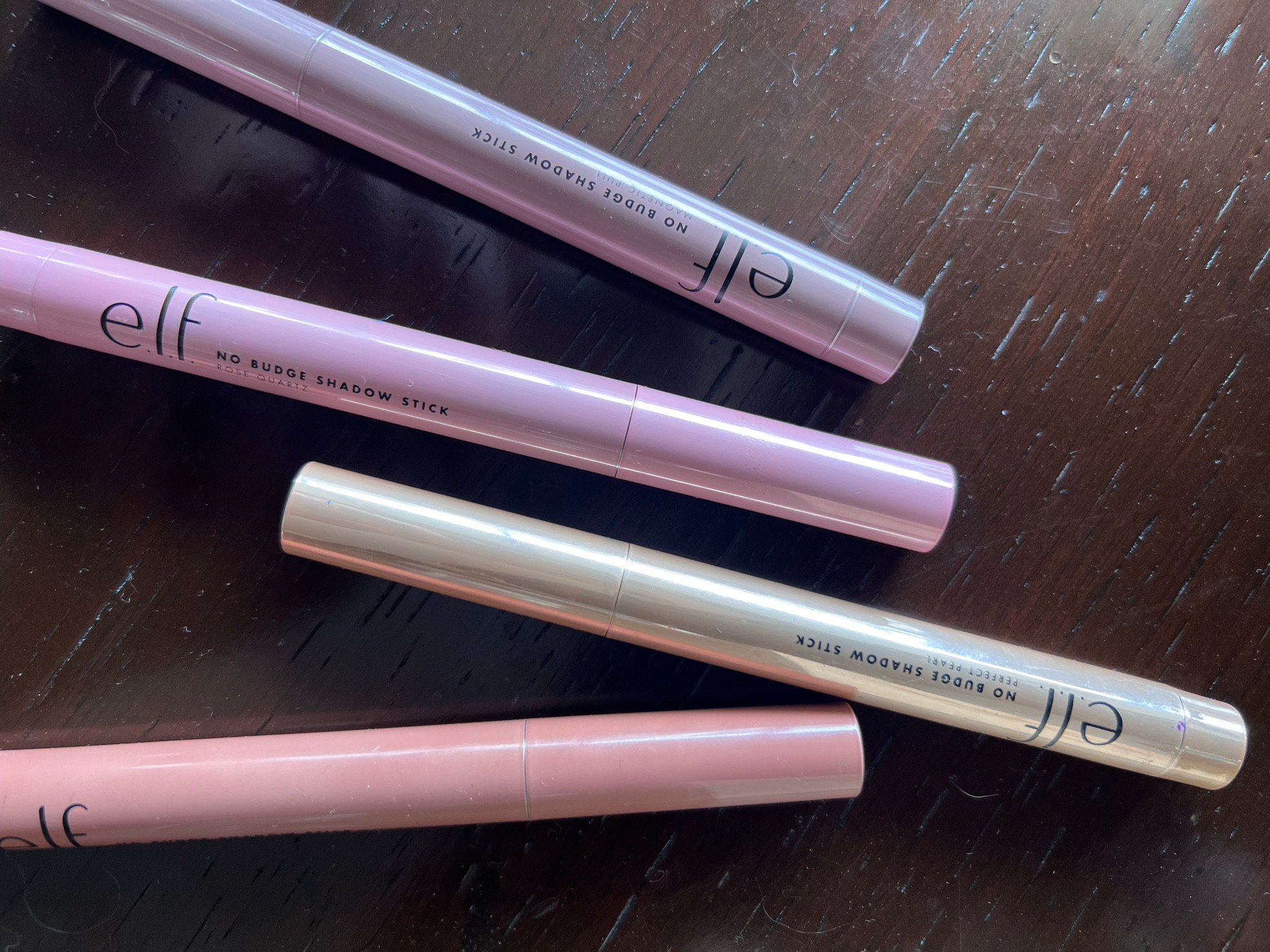 Elf No Budge Shadow Stick 👩‍🍳💋