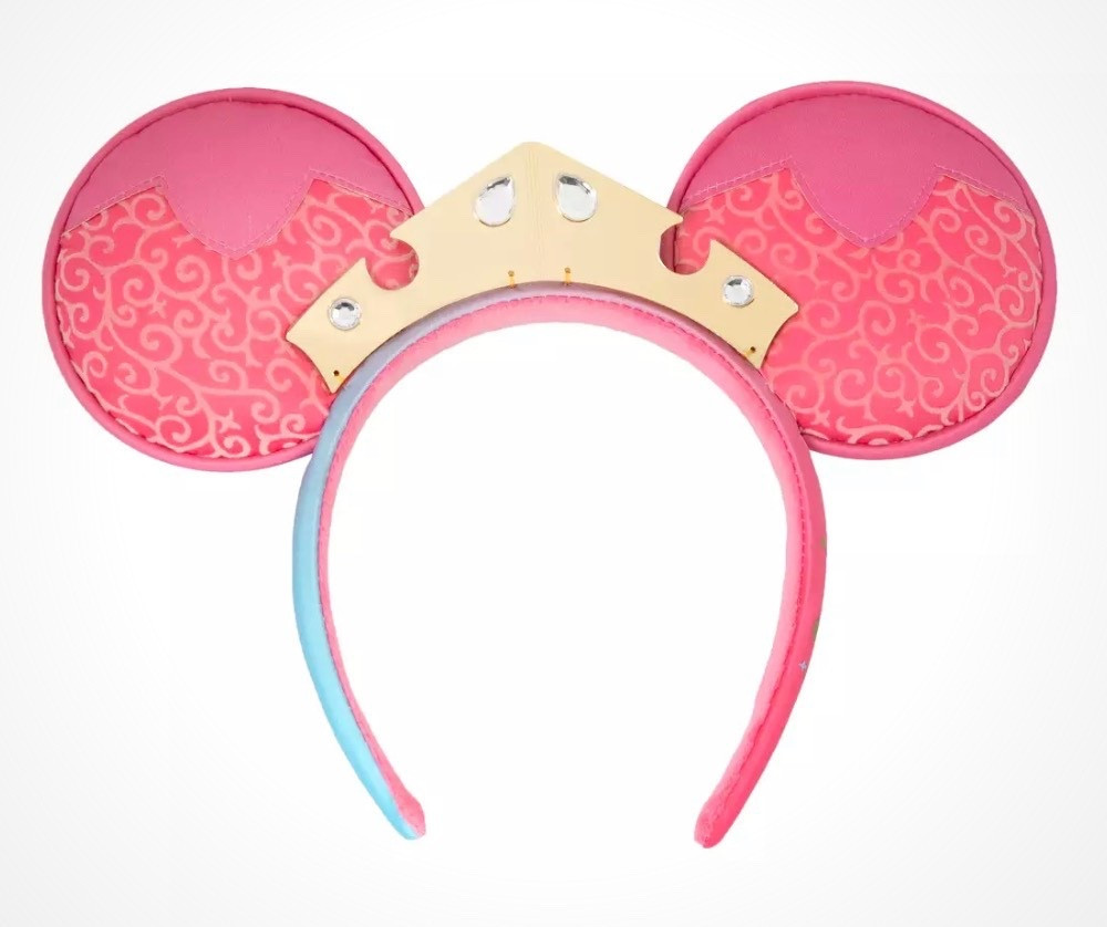 Mother’s Day sale happening now on Disneystore! Pretty ears, clothes and accessories are 30% off 🥰💖

#LTKMothersDay #LTKSaleAlert #LTKSeasonal