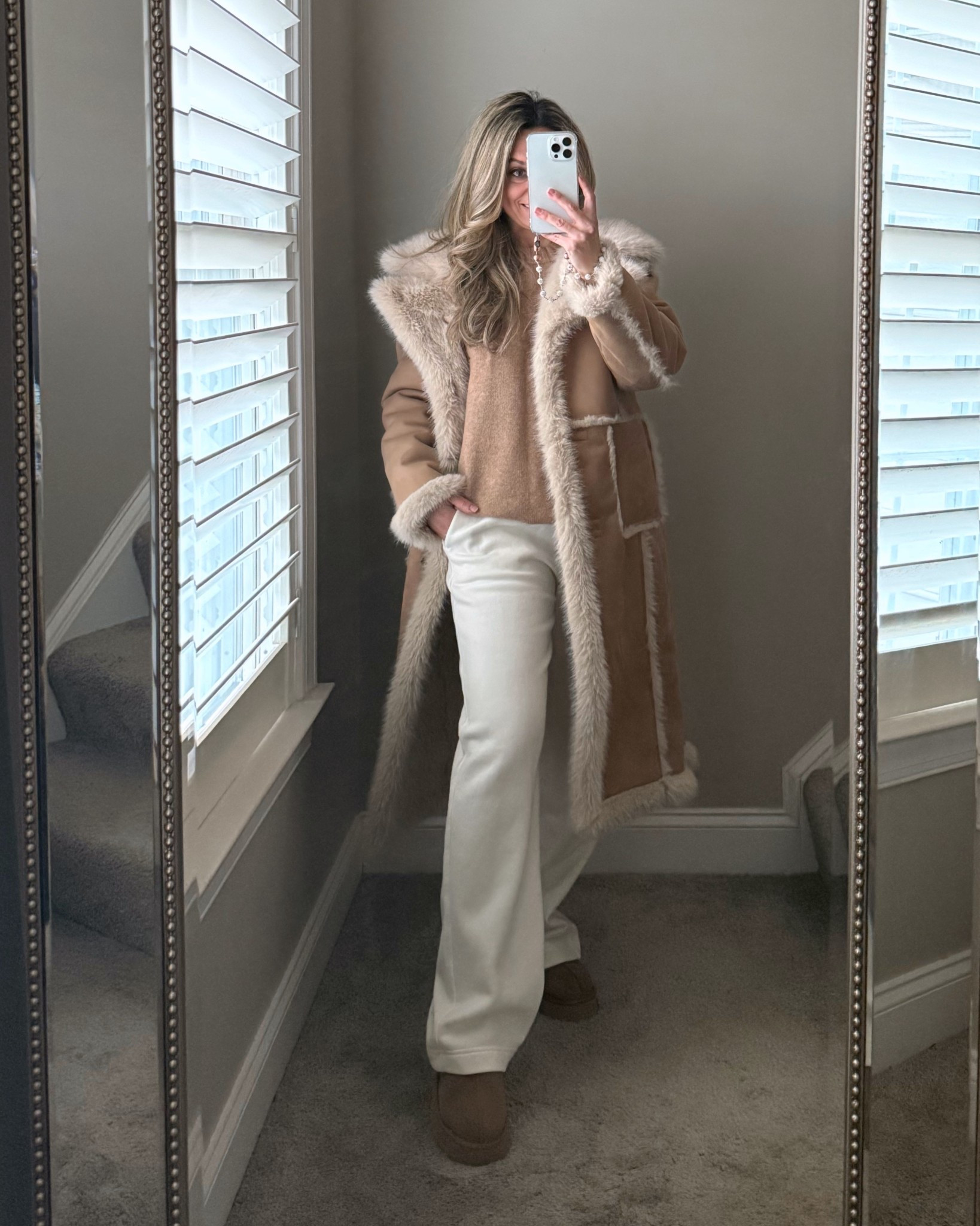 Casual winter outfit, winter coat, softest coat ever, wearing size small for reference 



#LTKHoliday #LTKGiftGuide #LTKActive