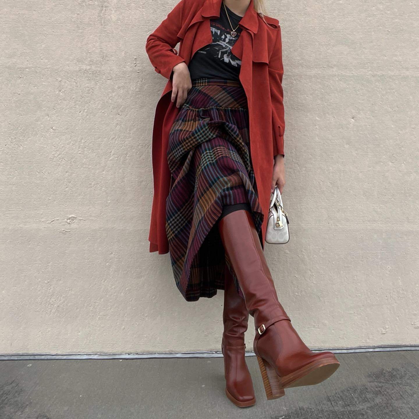 Another thrifted Inspired look✨ 
Skirt: Thrifted

#LTKBacktoSchool #LTKFindsUnder50 #LTKSeasonal