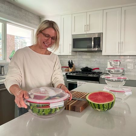 As a mom, summertime means keeping the kids entertained, meals healthy, and days stress-free. With @joyjolt, I’ve got the perfect companions to make this summer fun and functional. 🍉🥤

Here’s how JoyJolt helps me stay ahead:

JoyFul Borosilicate Glass Mixing Bowl Set With Airtight Lids: Ideal for prepping summer salads and storing fresh-cut watermelon. 🍉

Pivot Double Wall Glasses 13.5 oz: Perfect for serving homemade kombucha, keeping drinks cool without the mess. 🥂

Dawn Overnight Oats Glass Containers: Stylish and practical for prepping overnight oats, making mornings a breeze. 🌅

#LTKSeasonal #LTKActive #LTKHome