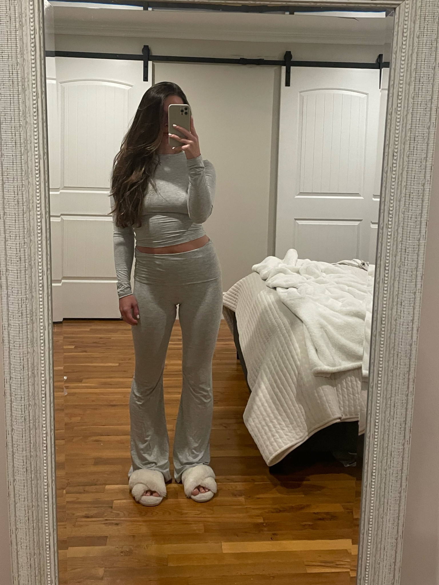 Amazon skims set dupe 

Wearing a size medium

Skims dupe, matching set, grey set, lounge set 


#LTKfindsunder50 #LTKstyletip