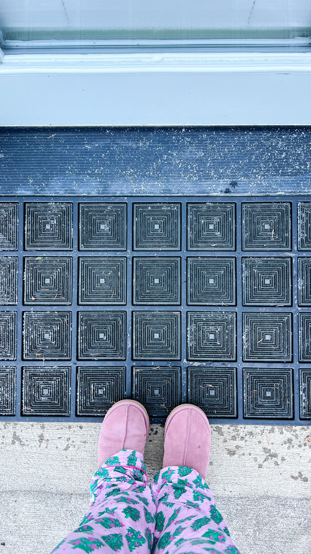 Loving my new Outlier Doormat from Porte + Hall. Not only is this doormat beautiful, but super functional and durable too. It can definitely hold up to heavy foot traffic and all weather conditions! Plus, they come with a five year warranty too! 

#LTKGiftGuide #LTKHome #LTKHoliday