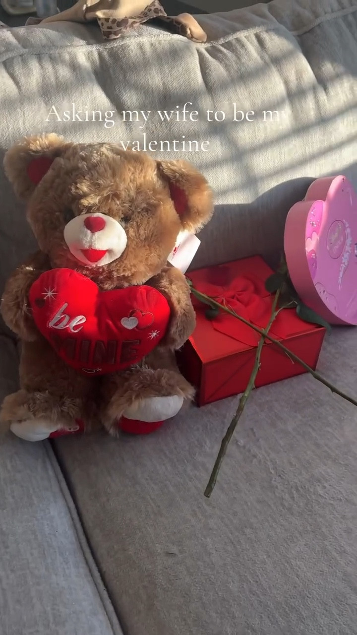 I got about a week to get her actual valentines gifts and I promise she’ll love them 🤞🏾😬💙

#LTKdayinmylife #LTKValentine #LTKvlog