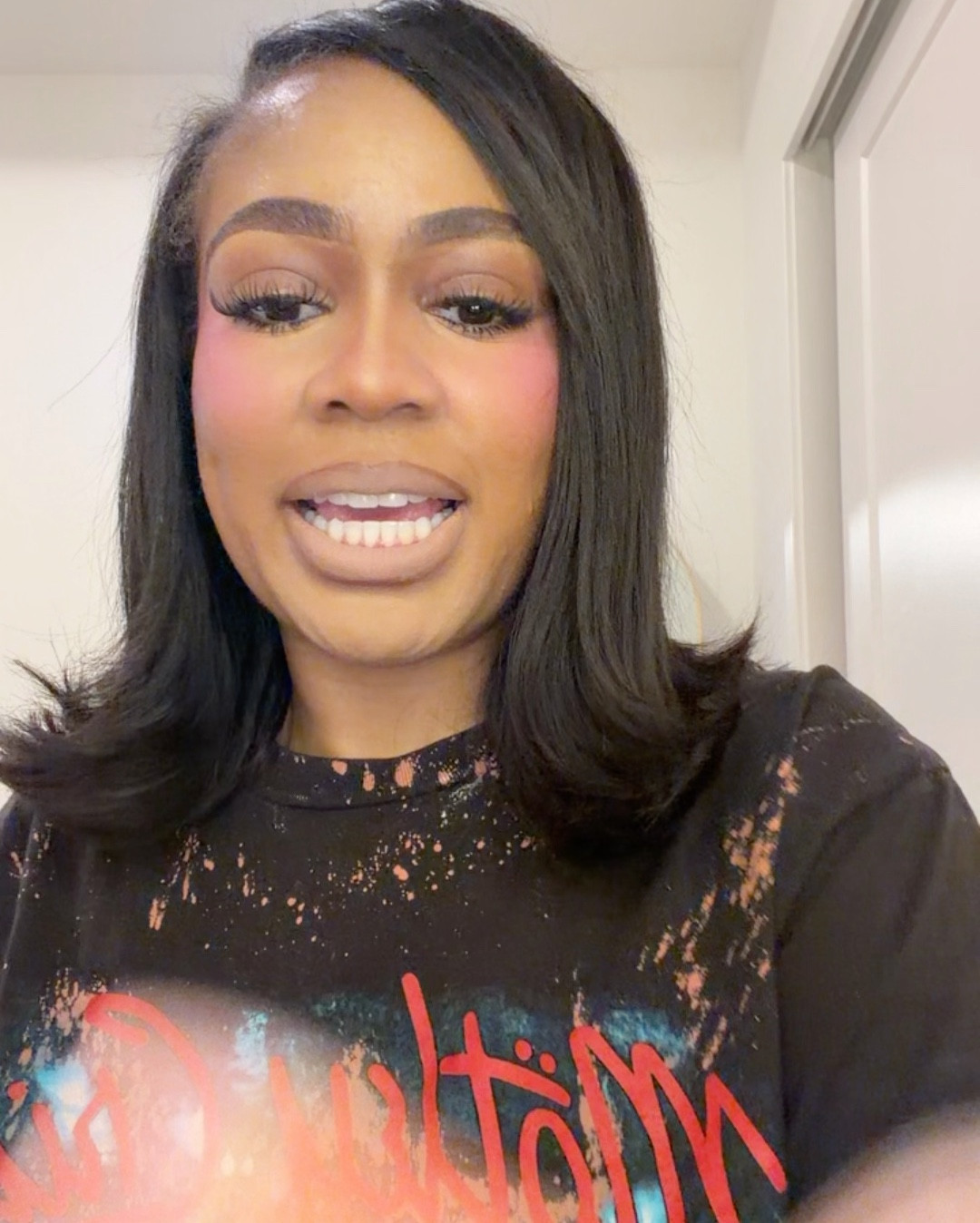 Pink blush! #pinkblush #juviasplace

#LTKBeauty #LTKselfcare