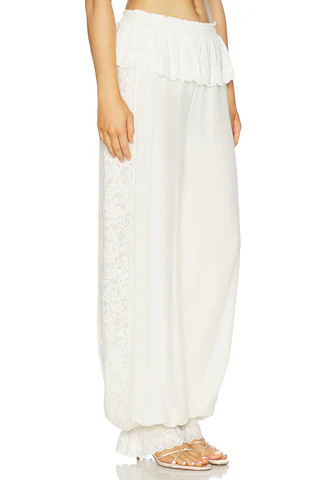 Clyra Pants in Cream | Revolve Clothing (Global)