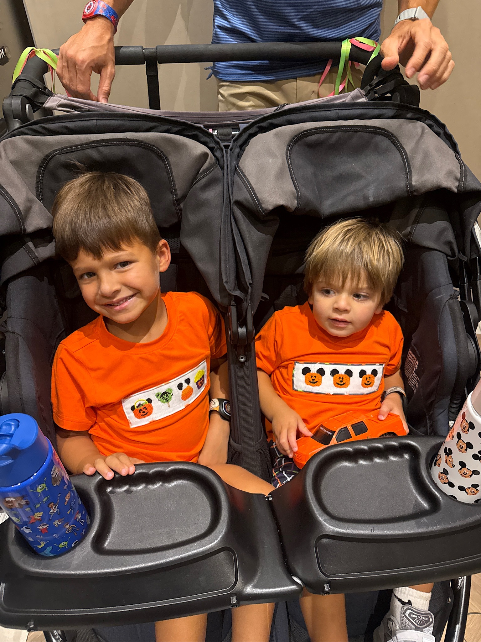 How cute are these outfits!!

Smocked flamingo, Disney, Disney kids, Disney travel, Disney outfits, Disney trip, kids Disney outfits, boy mom, grace white

#LTKKids #LTKBaby #LTKTravel