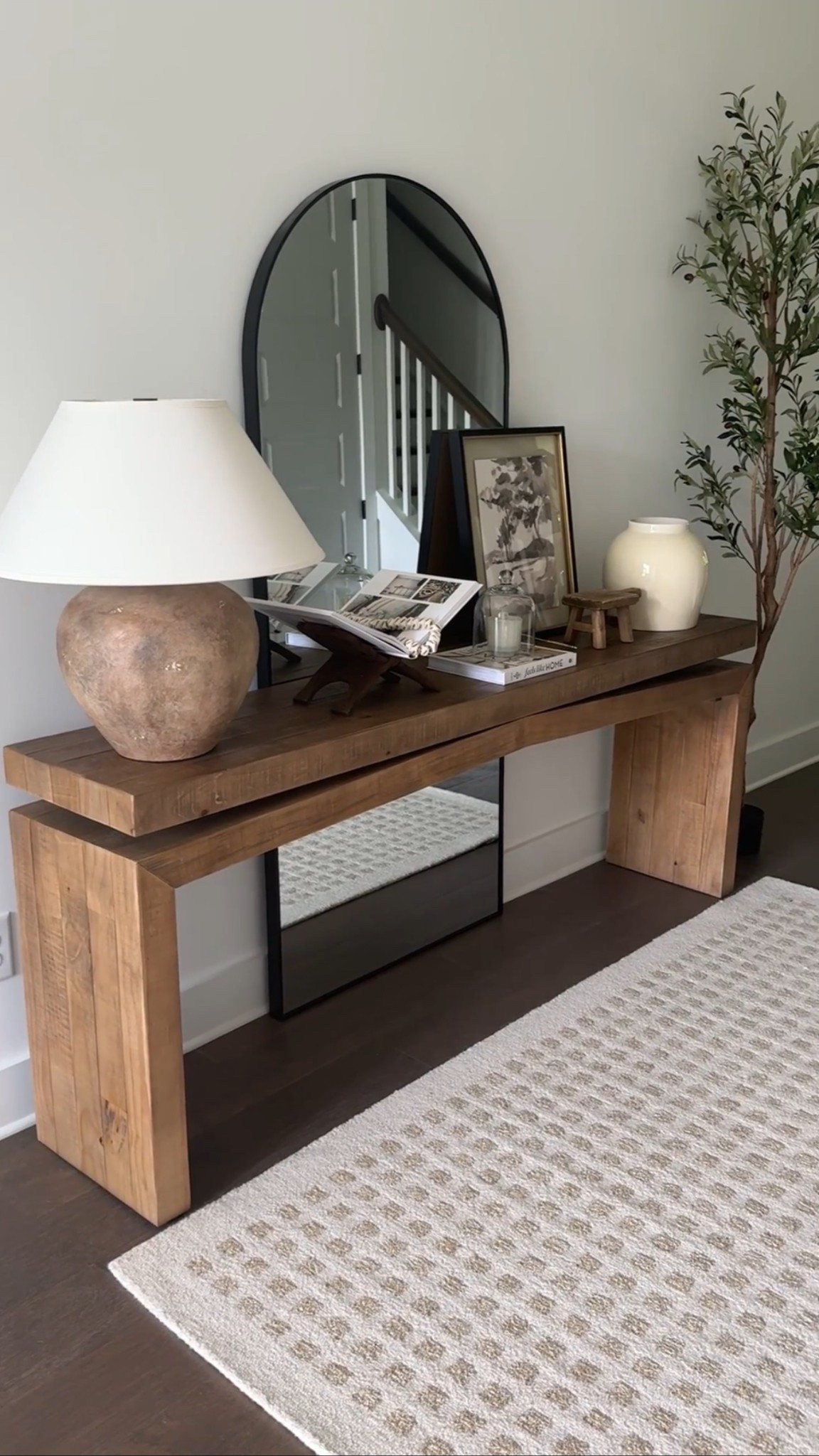 Henn table, entryway decor, console table decor, cozy home decor ideas, entryway decor inspiration, affordable decor #homedecor


#LTKSaleAlert #LTKHome #LTKStyleTip