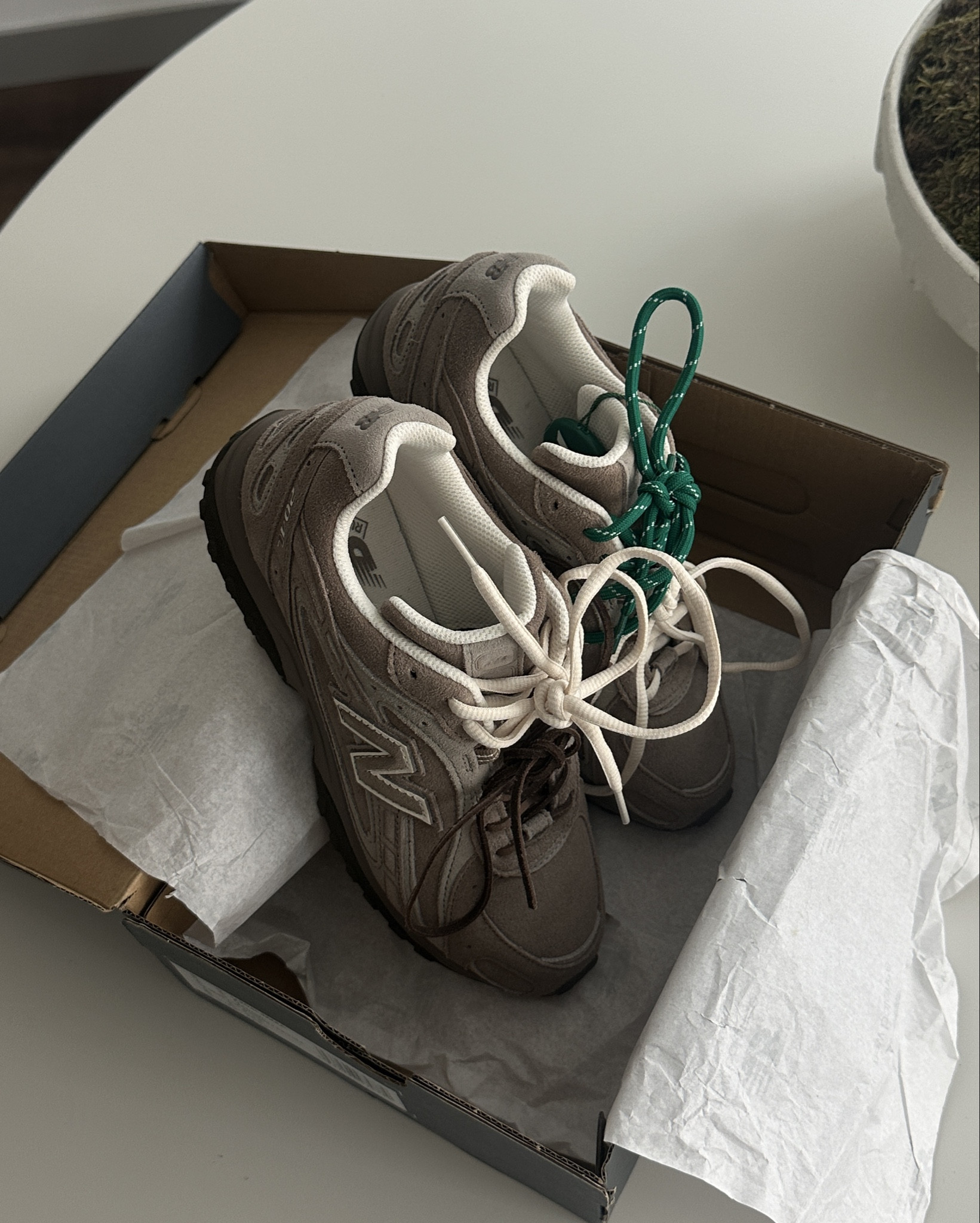 New balance 204l 👟🤍

#newbalance #newbalance204l #amazonfashion #falloutfit

#LTKStyleTip #LTKSeasonal #LTKShoeCrush