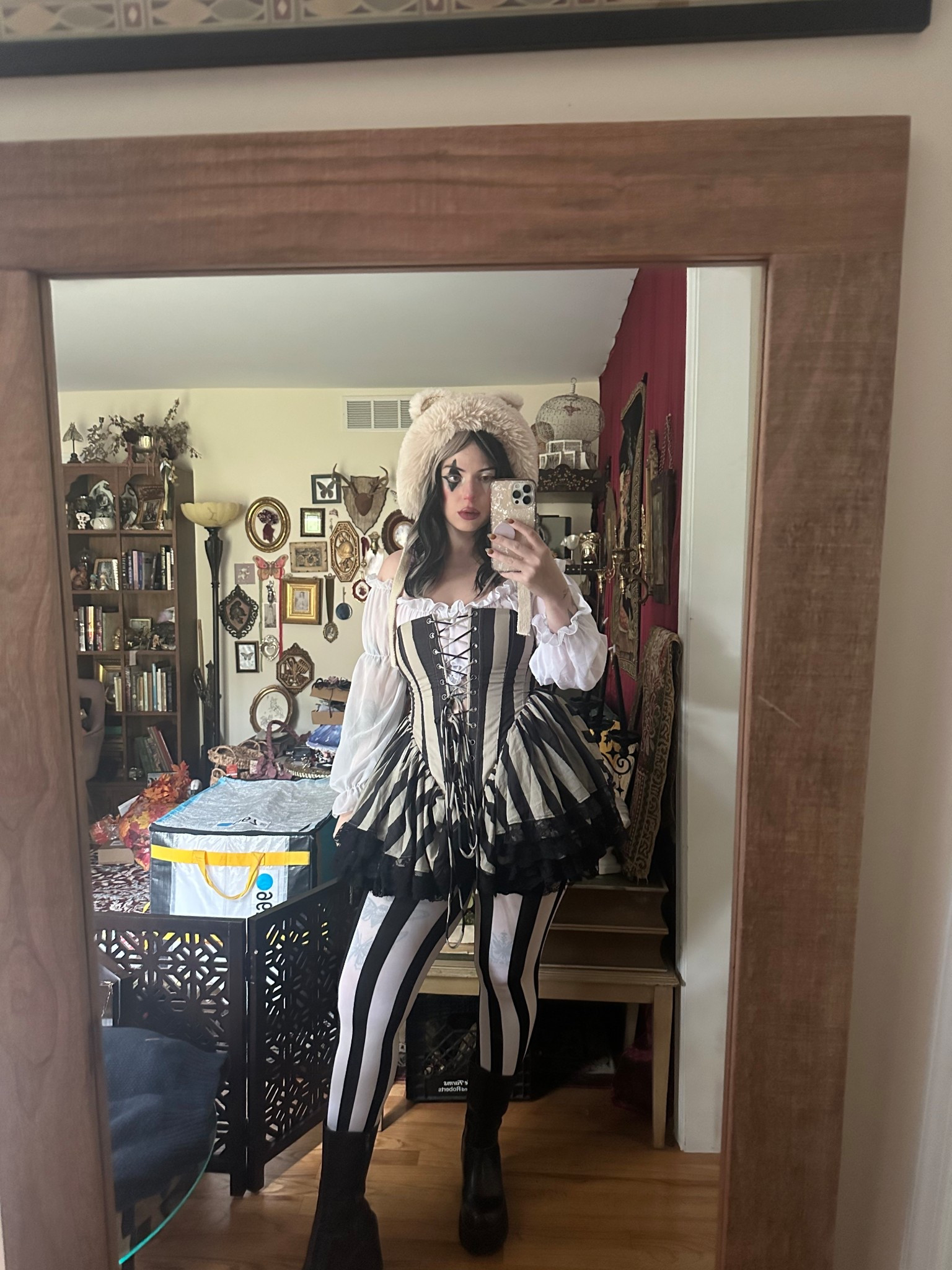 It’s giving *jester* 

#LTKHalloween #LTKSeasonal