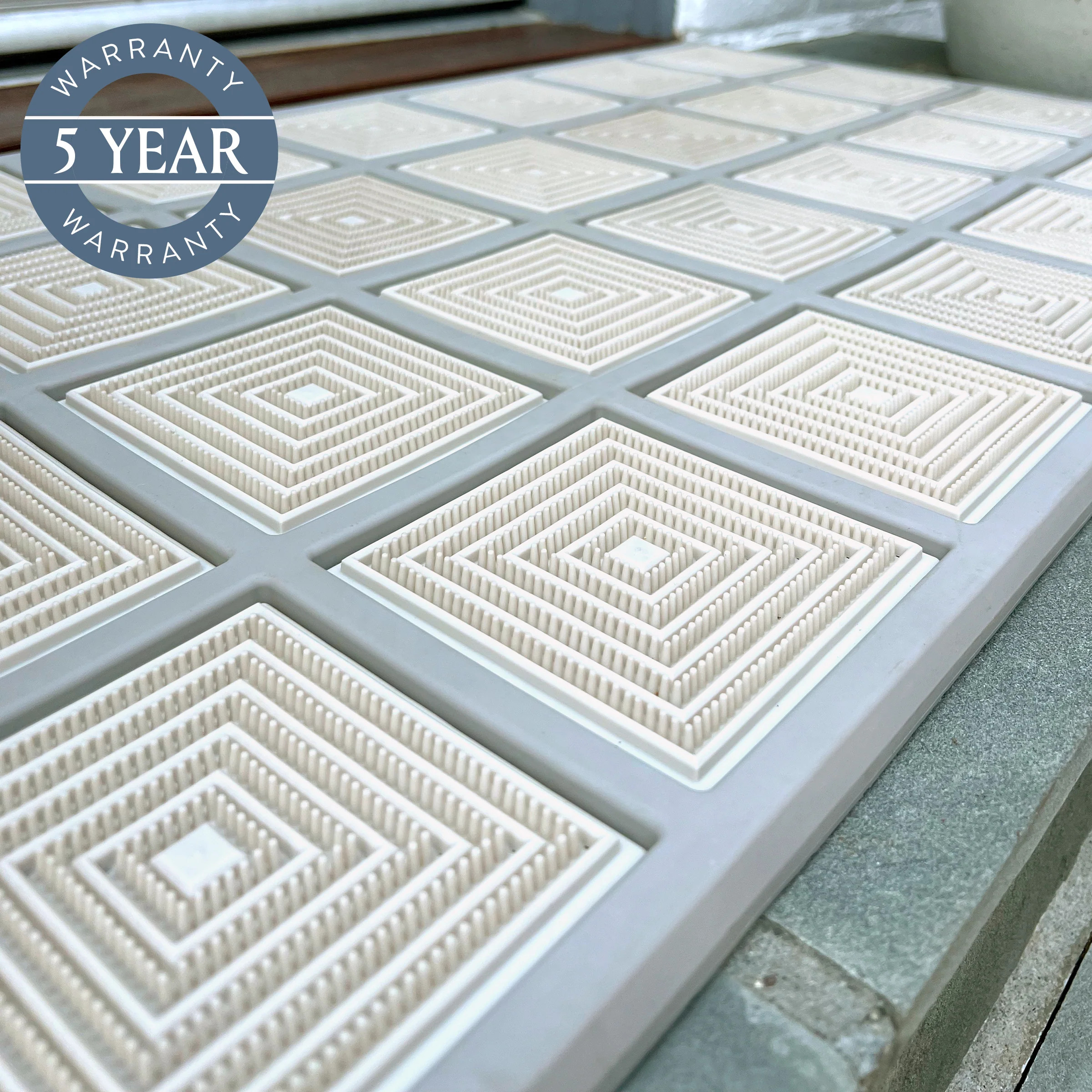 The Outlier - Pebble / Doormat | Porte + Hall