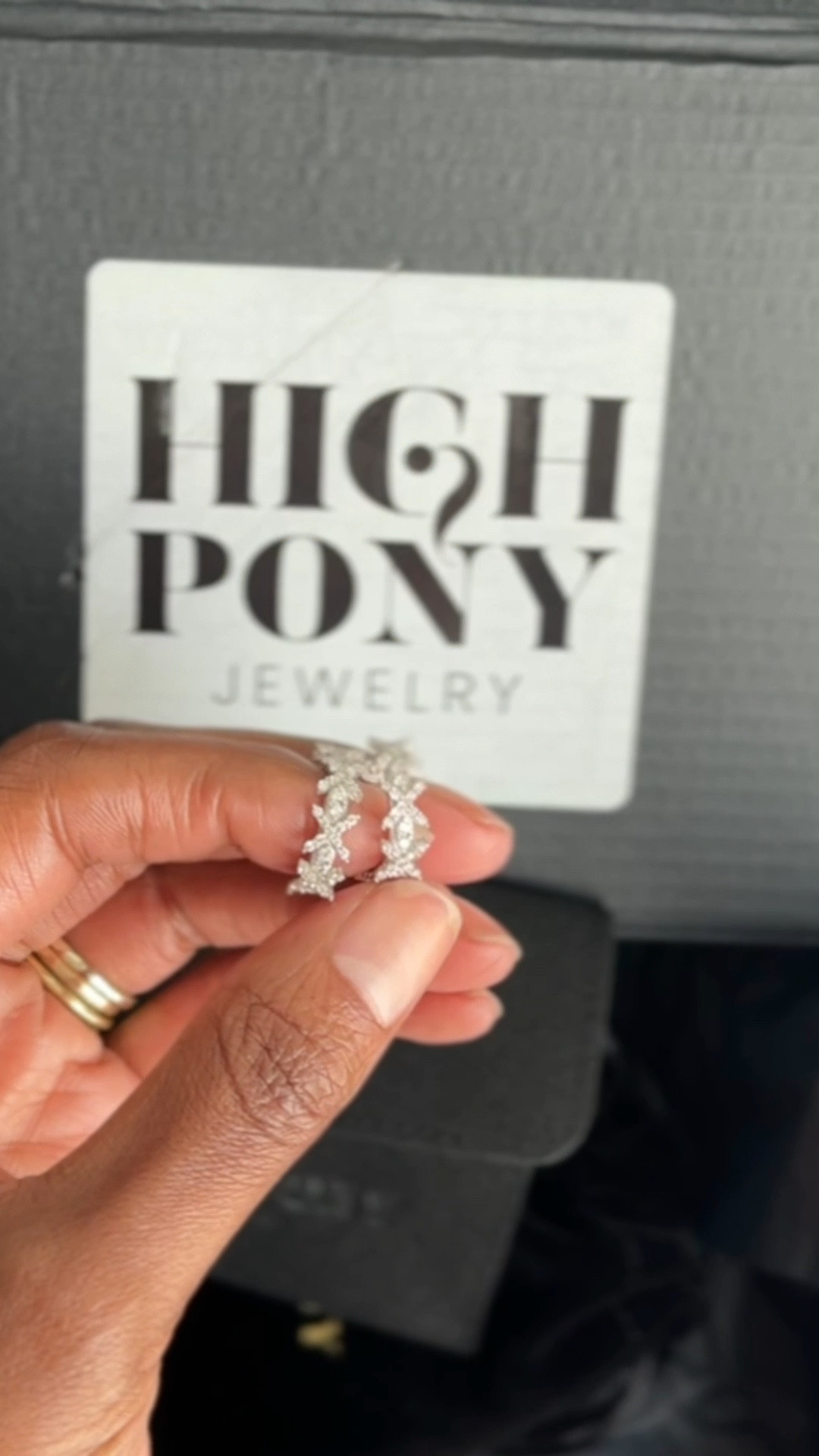 ✨A must have for everyday or holiday events! High Pony Jewelry is more than an accessory; it’s the finishing touch that turns everyday moments into main-character energy.

BLACK FRIDAY - 20% off $100+ - 30% off $200+ - NOVEMBER 29-30
I’ve linked all products in my LTK so you can shop direct!

@highponyjewelry #HighPonyJewelry #HighPonyStyle #BlackFridayDeals #ad

#LTKCyberWeek #LTKHoliday #LTKGiftGuide