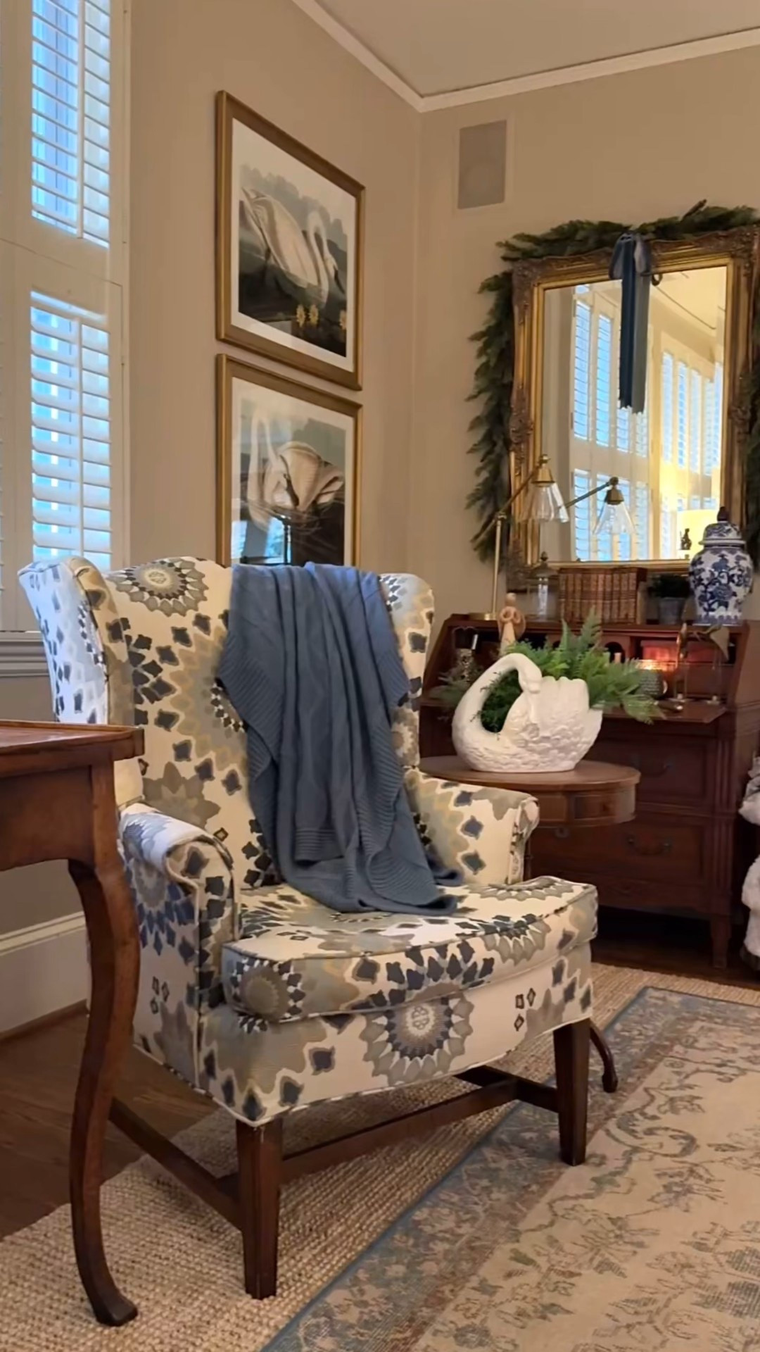 This Christmas feels a little different for us. 🤍
New home, new rhythm, and I’m still finding my decorating flow — so today I’m sharing our family room from last year. A space that held so many cozy moments and traditions. 🎄✨

I’ve linked a few of the pieces that came with us and ones I still reach for every December. Proof that home isn’t about getting it all done — it’s about what feels familiar and comforting as you go. 🎄✨

#LTKHome #LTKHoliday #LTKSeasonal