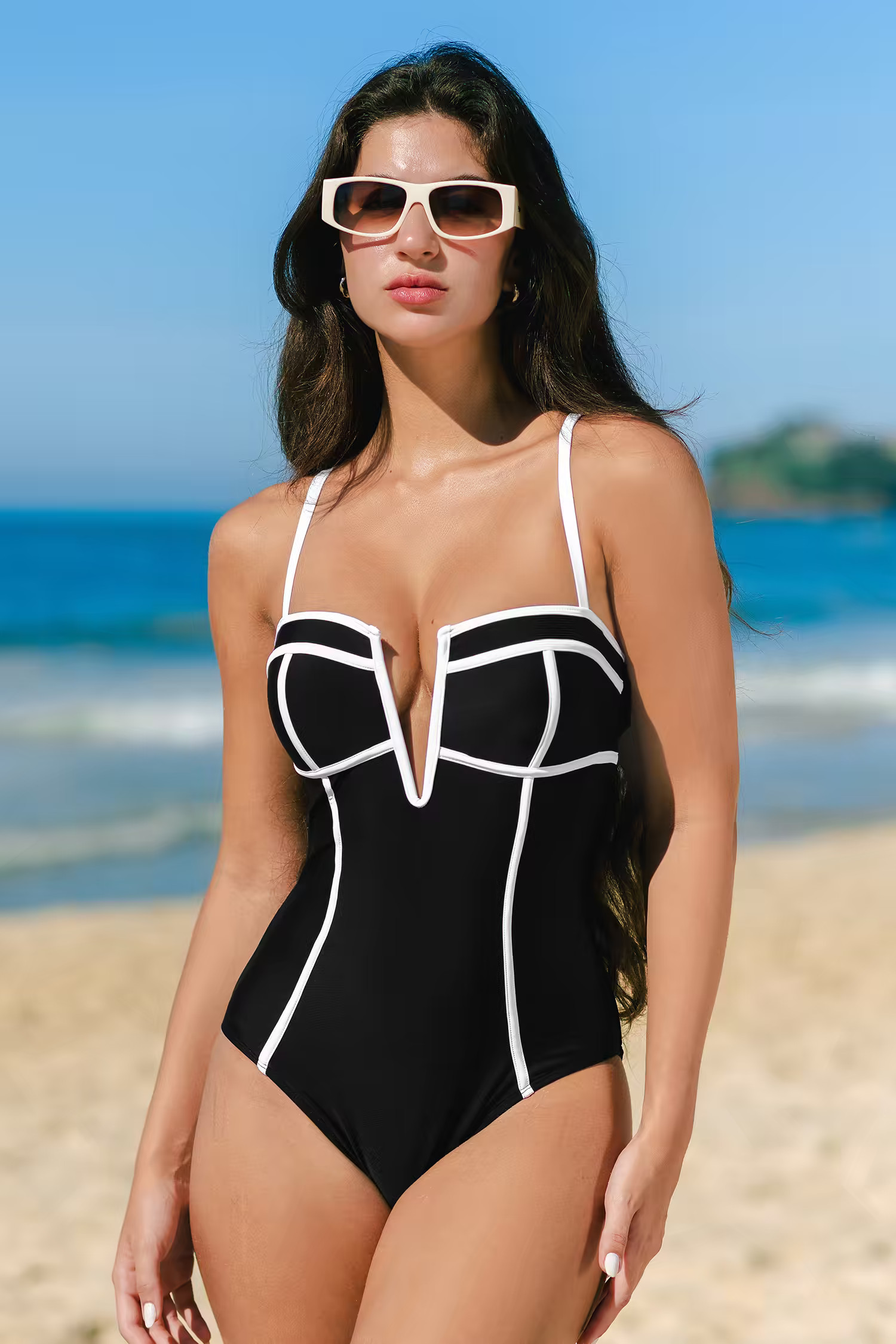 Escaping Plunging V-Wire Contrast Piping One-Piece | Cupshe US