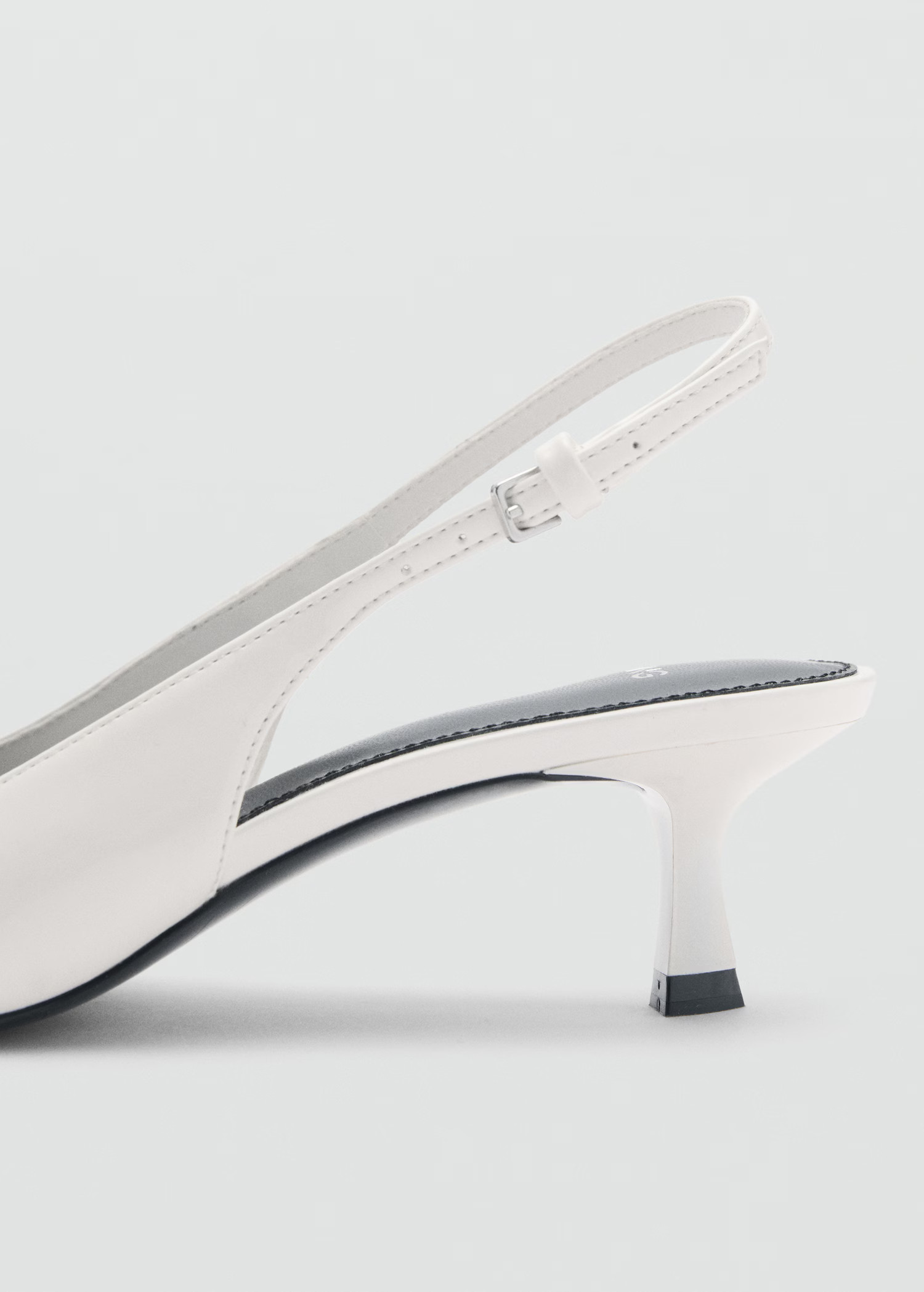 Heeled-heeled shoe with detail | MANGO (US)